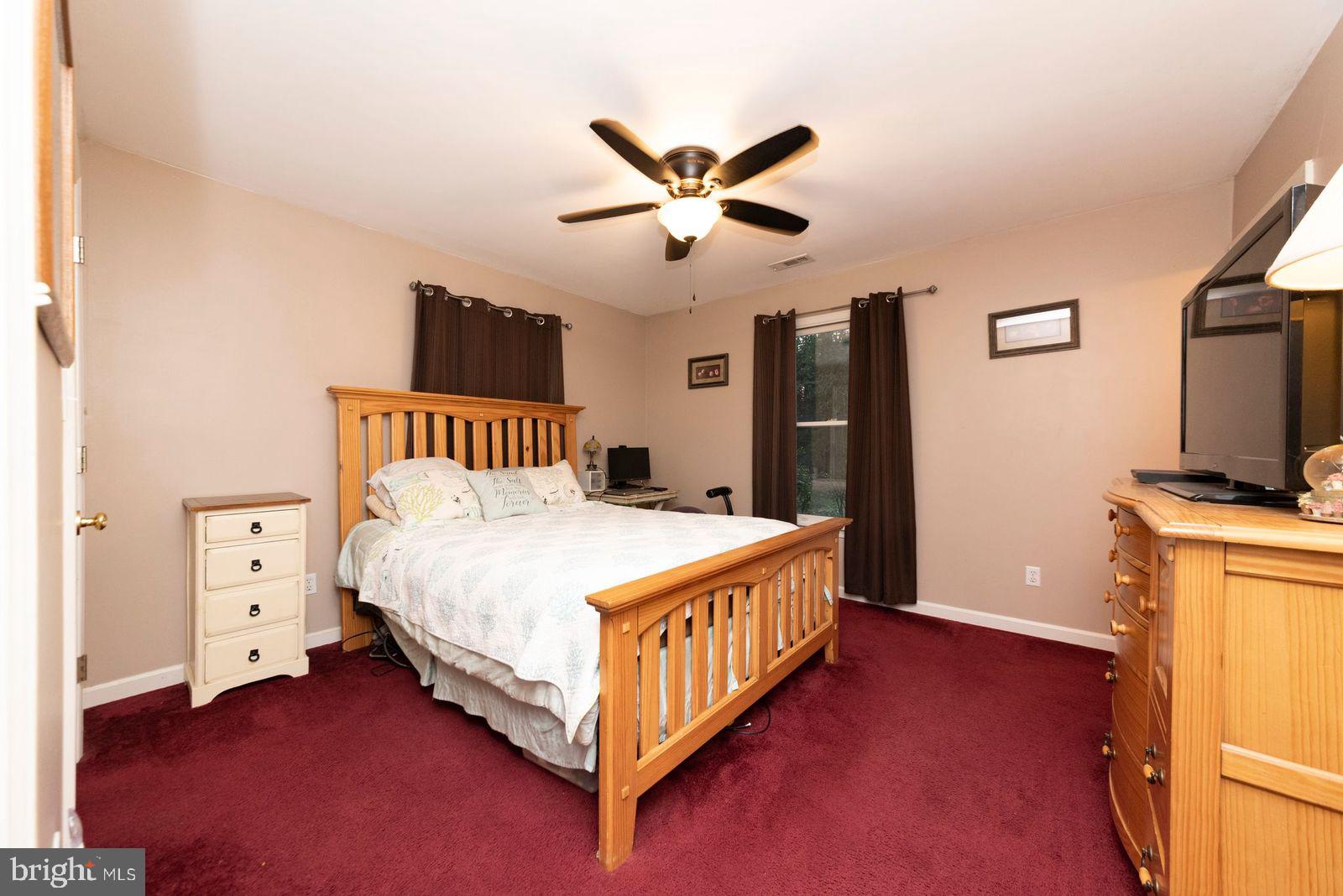 CHESAPEAKE LANDING - Residential