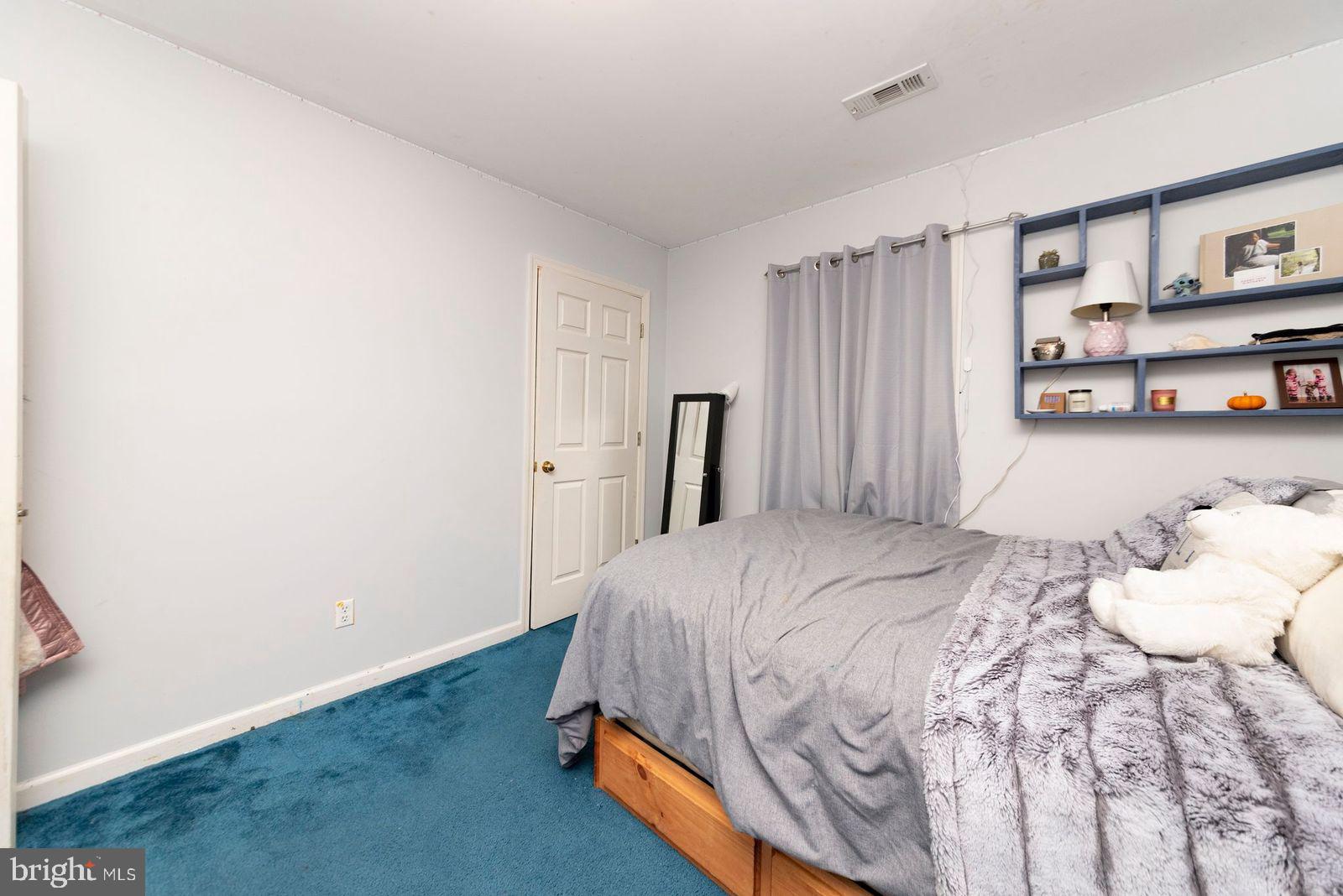 CHESAPEAKE LANDING - Residential