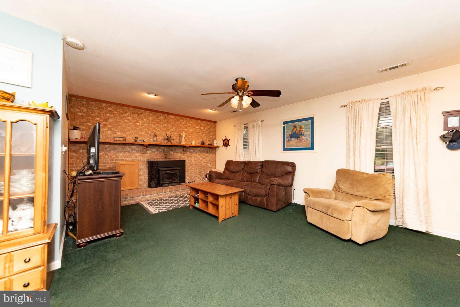 CHESAPEAKE LANDING - Residential