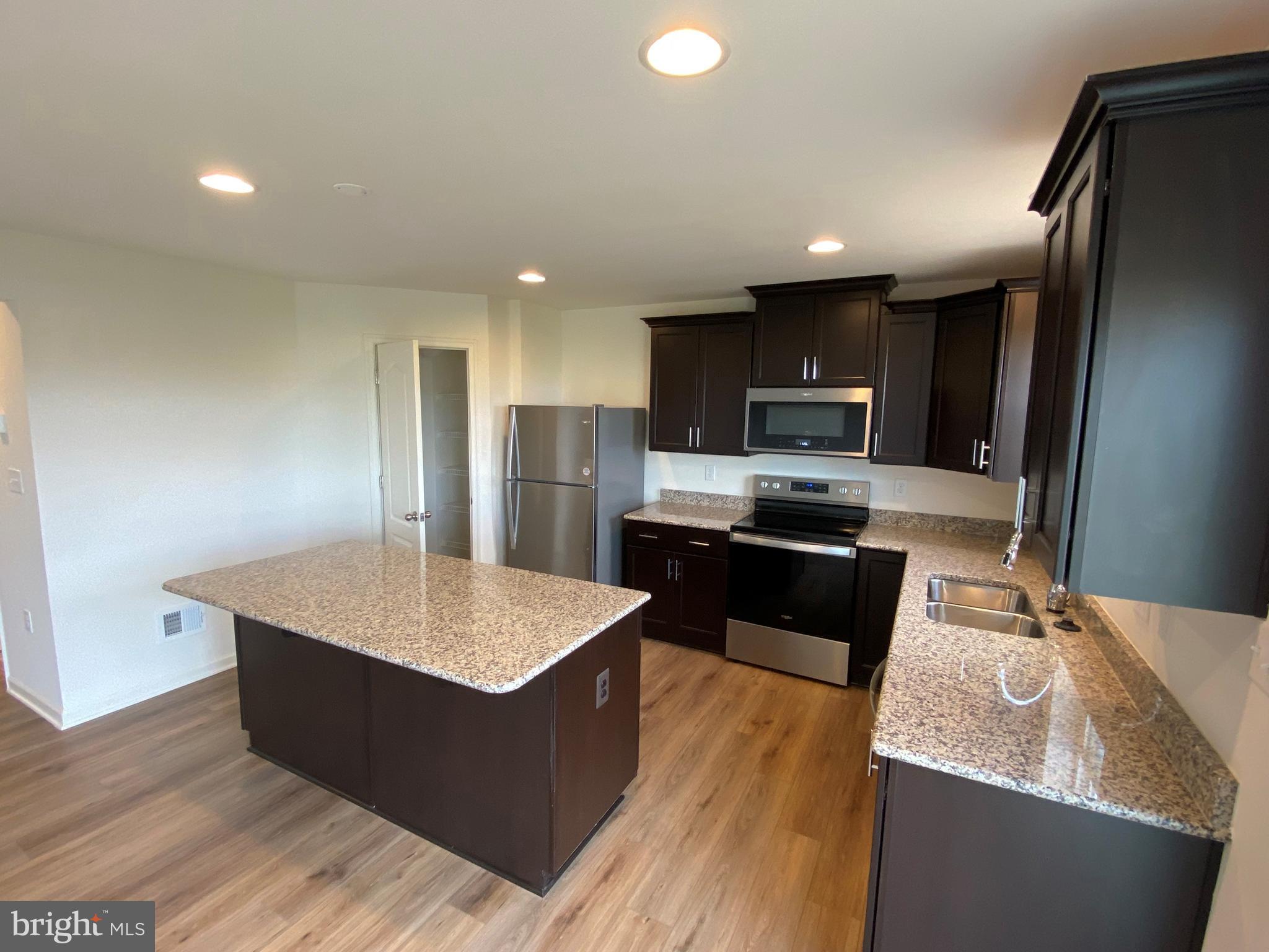 MORNING DOVE ESTATES - Residential