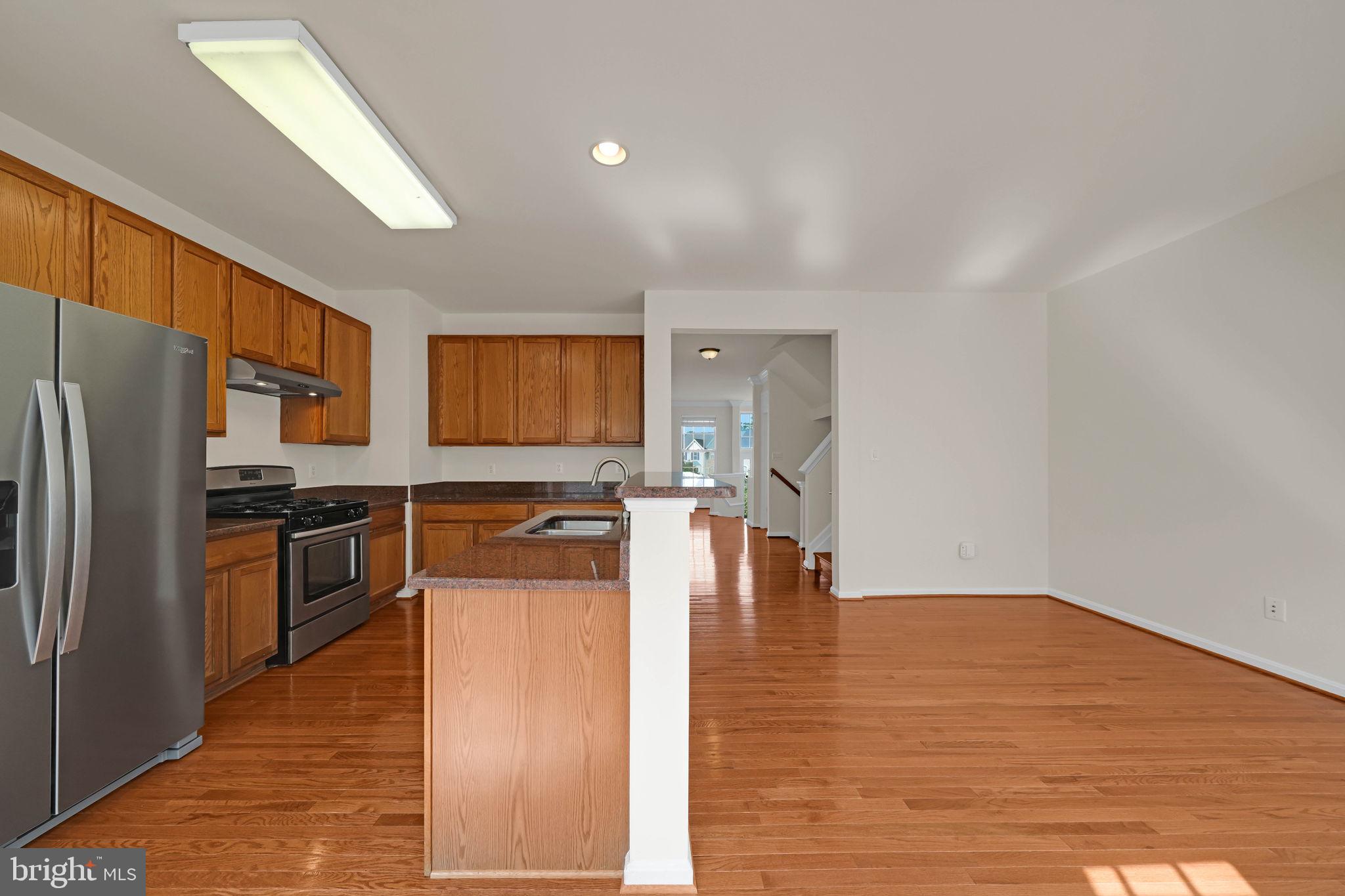 MCNAIR FARMS LANDBAY 6 - Residential Lease