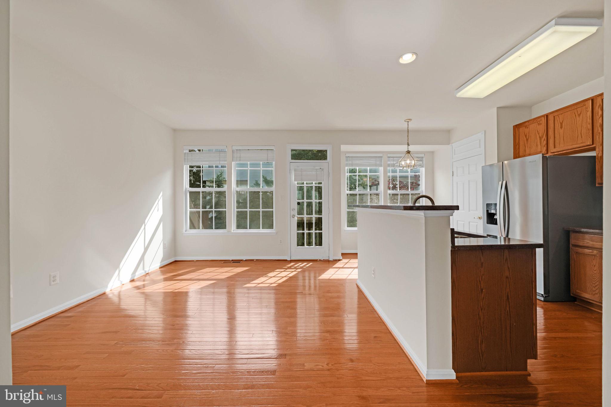 MCNAIR FARMS LANDBAY 6 - Residential Lease