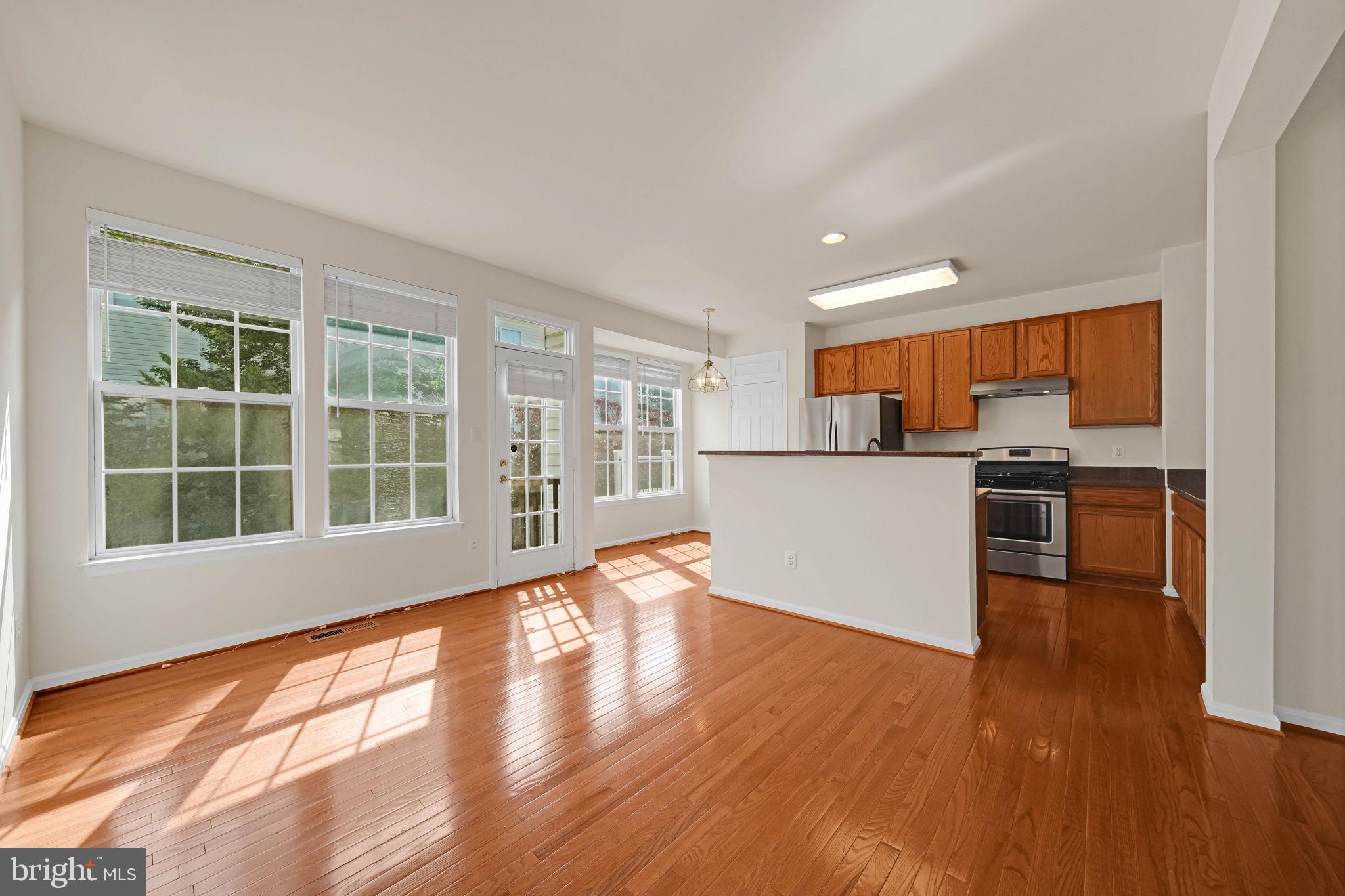 MCNAIR FARMS LANDBAY 6 - Residential Lease