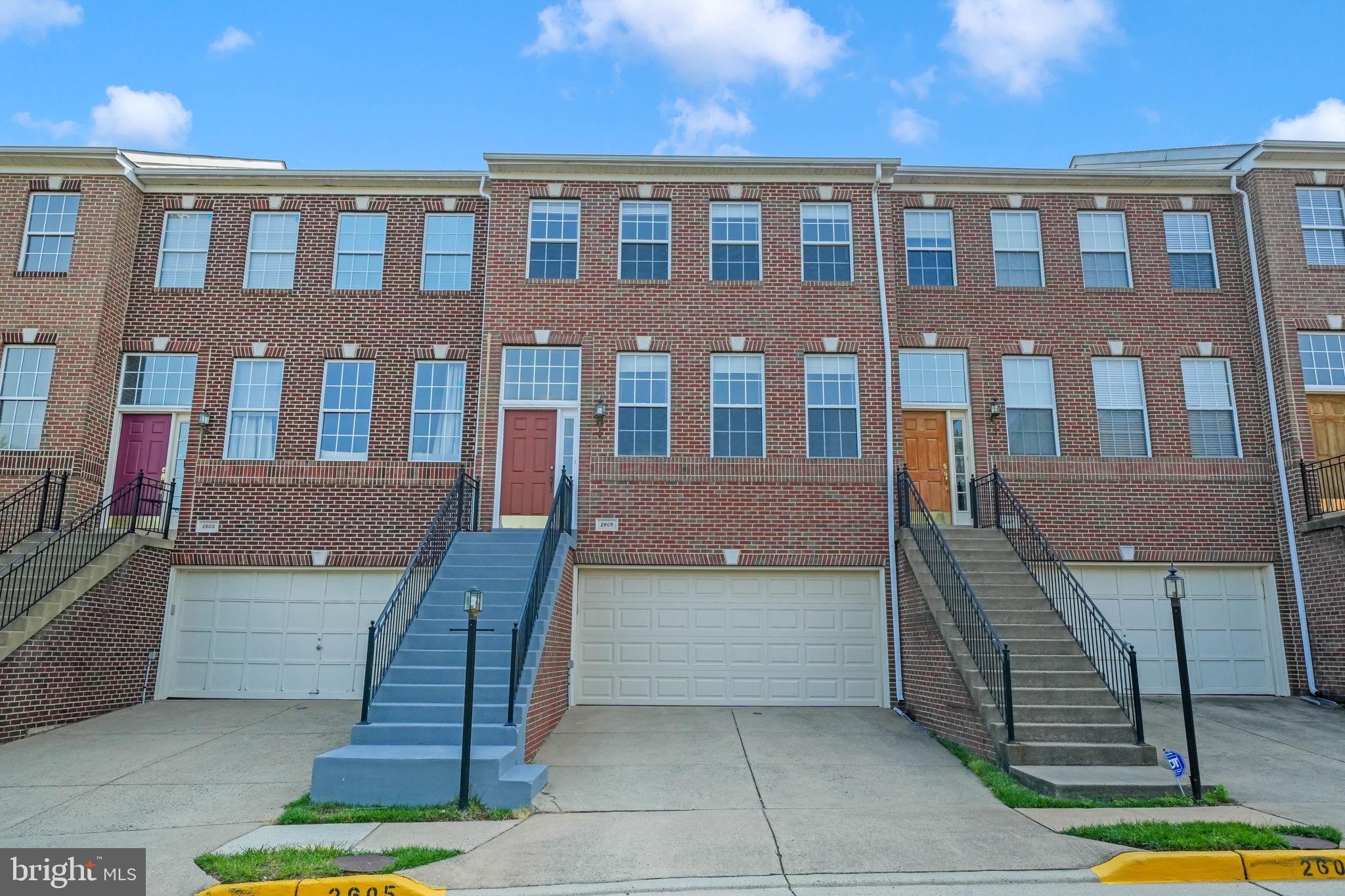 MCNAIR FARMS LANDBAY 6 - Residential Lease