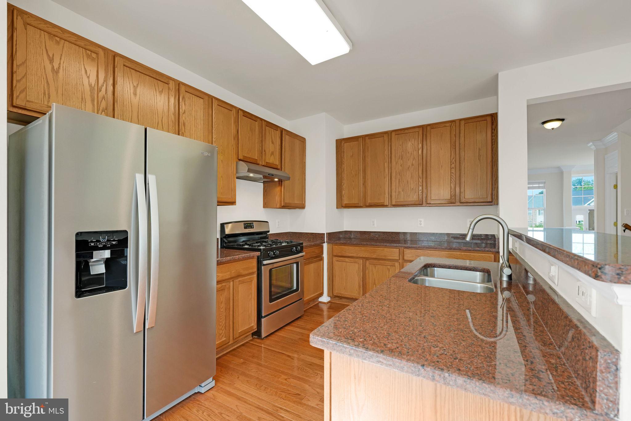 MCNAIR FARMS LANDBAY 6 - Residential Lease