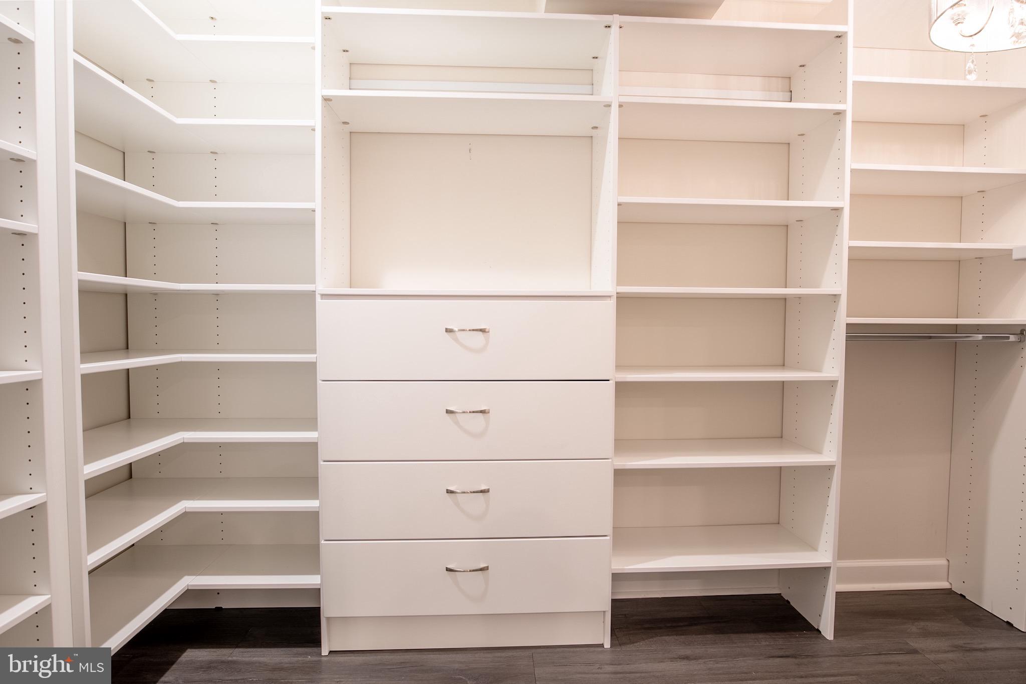 STONEHAVEN - Residential