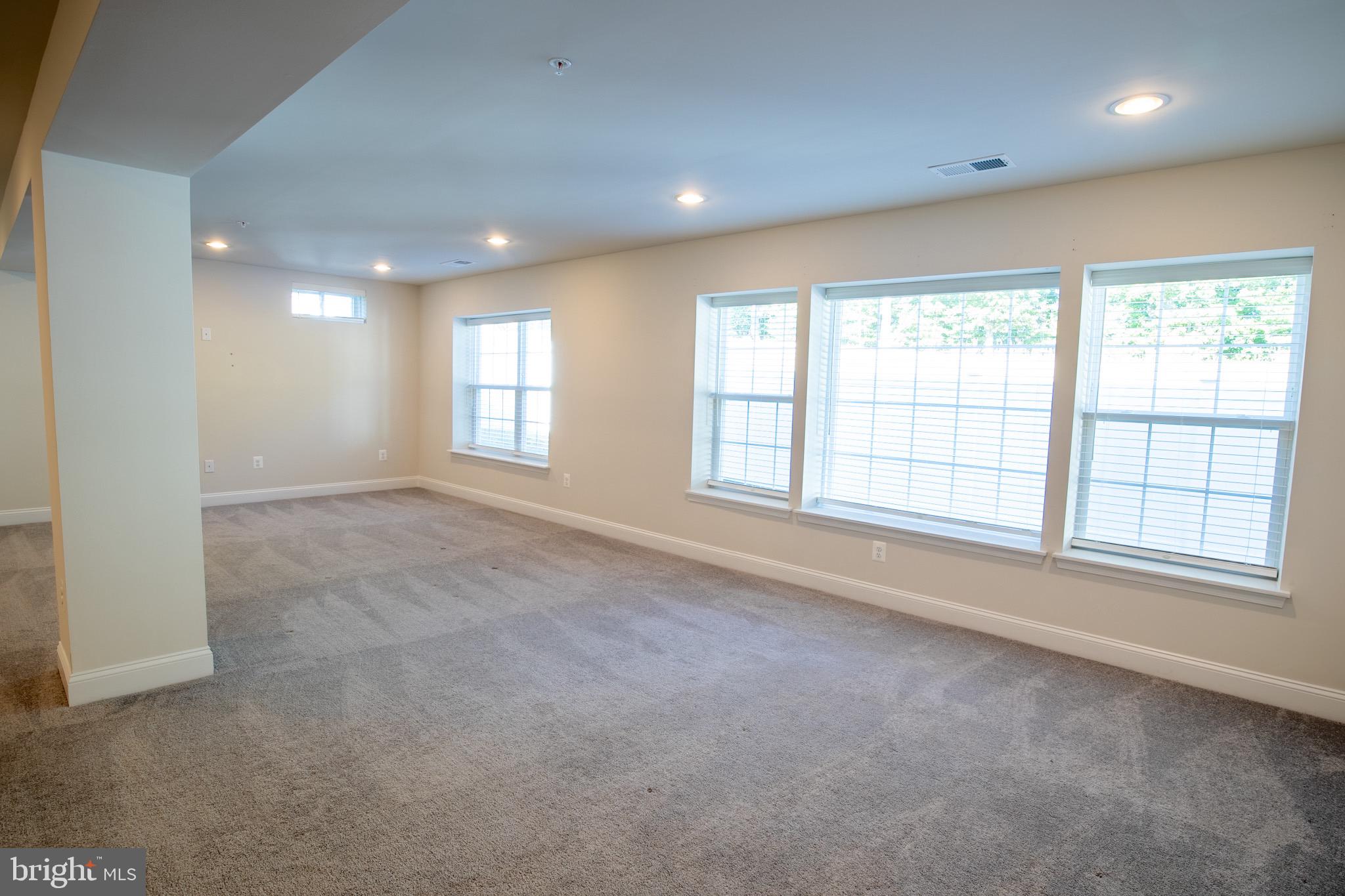 STONEHAVEN - Residential