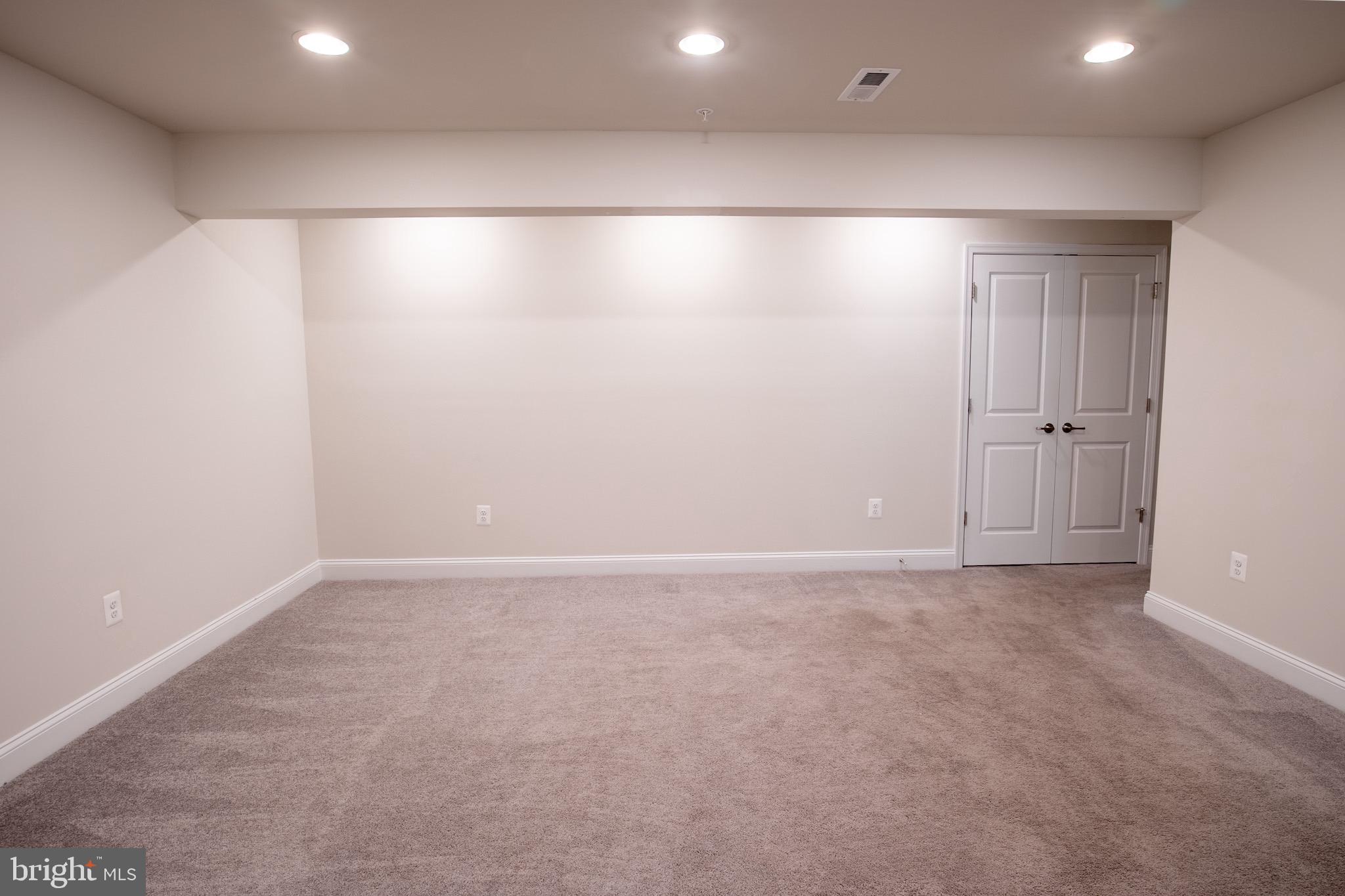 STONEHAVEN - Residential