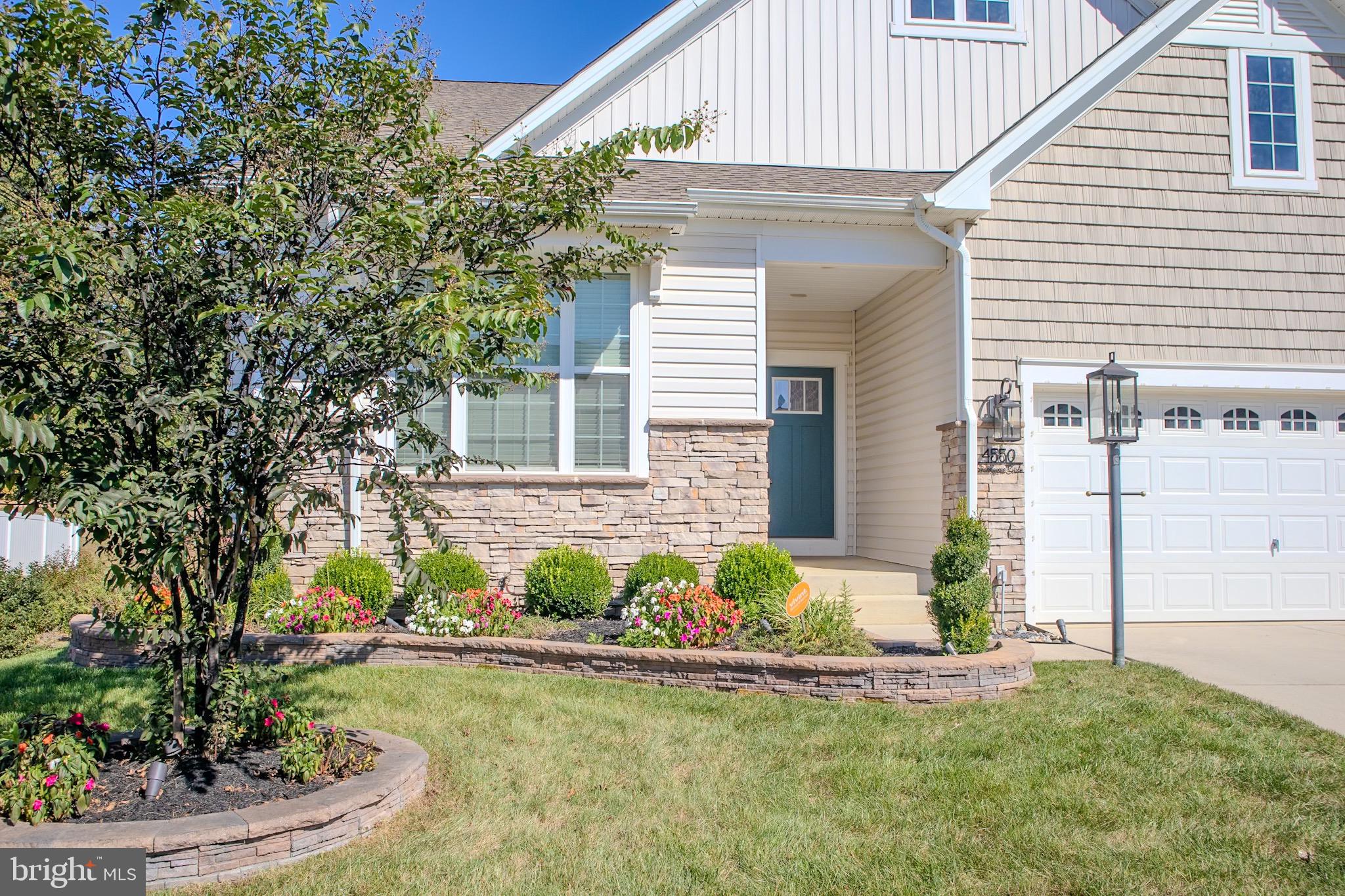 4550 SHAKESPEARE CIRCLE