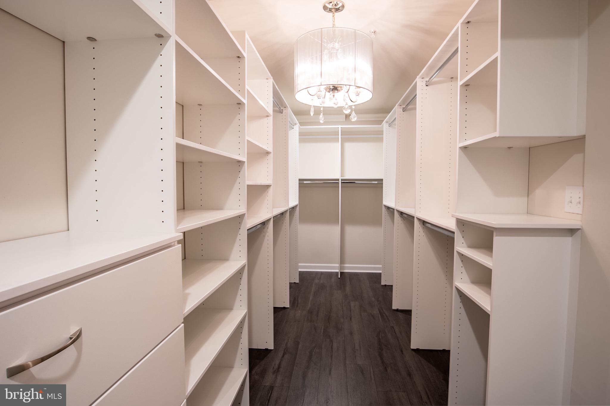 STONEHAVEN - Residential