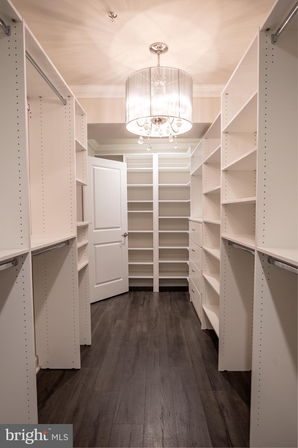 STONEHAVEN - Residential