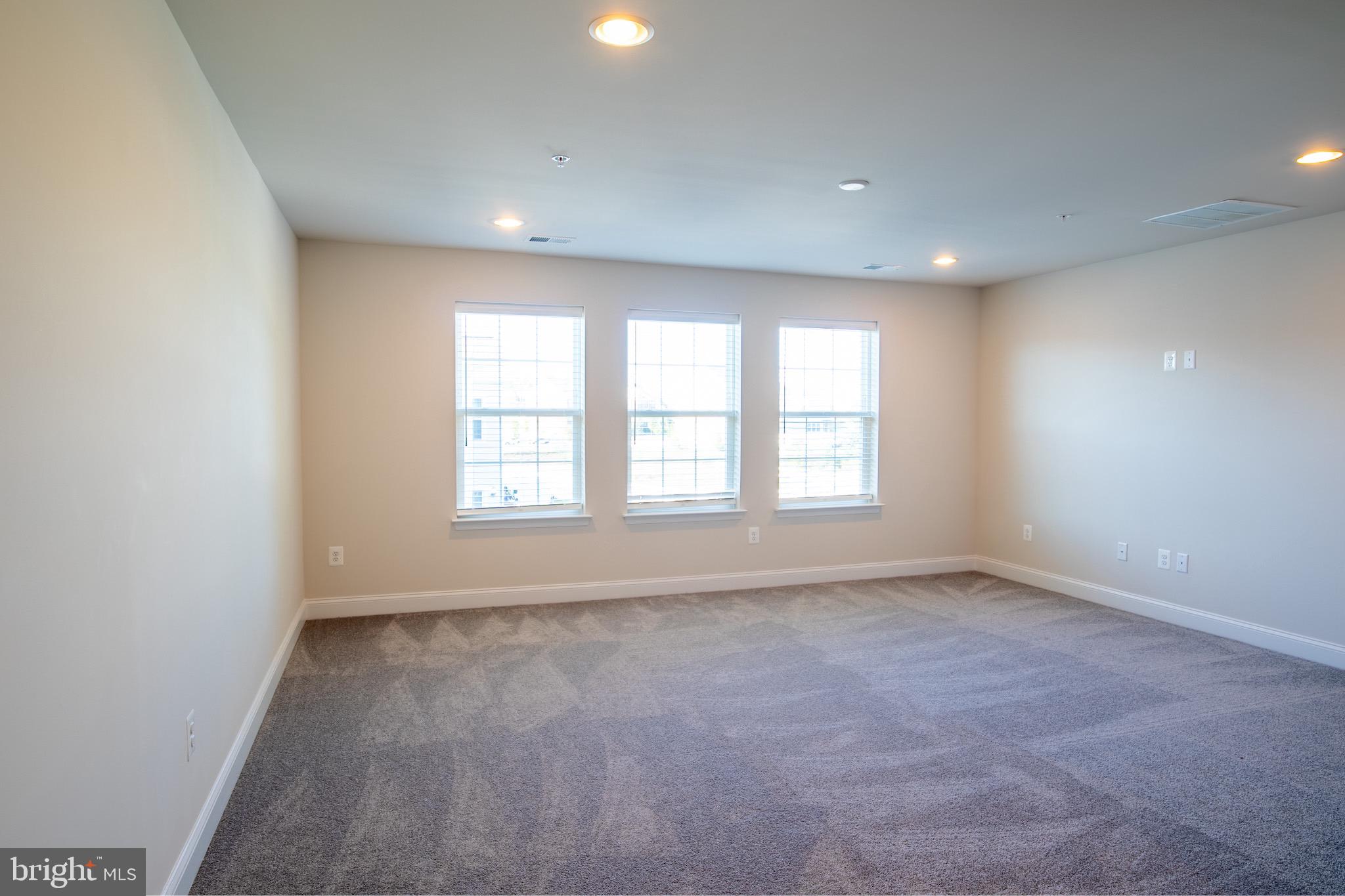 STONEHAVEN - Residential