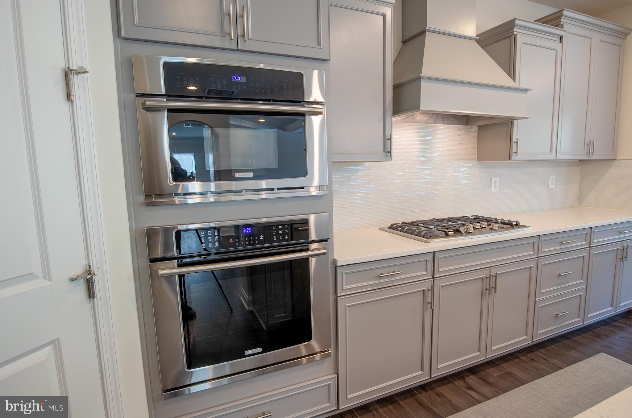 STONEHAVEN - Residential