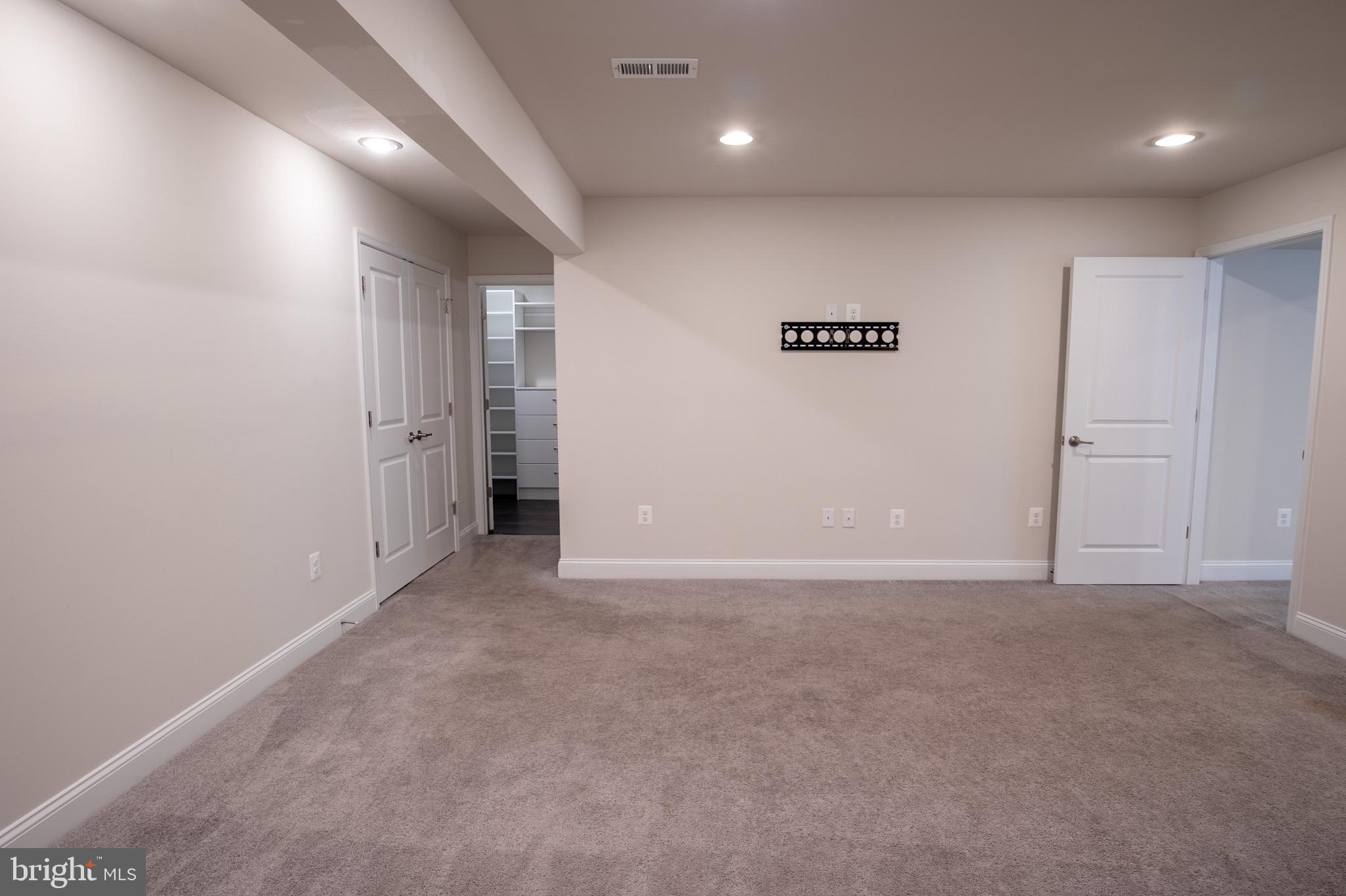 STONEHAVEN - Residential