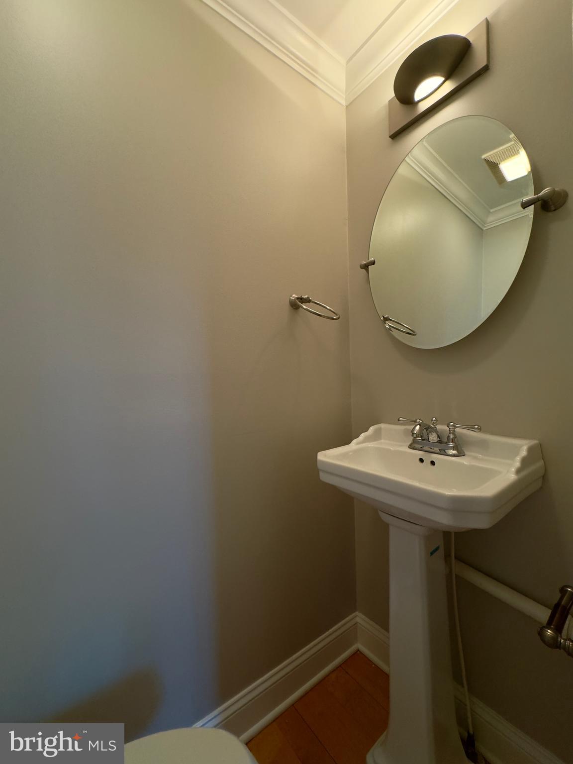 LOCUST POINT - Residential Lease