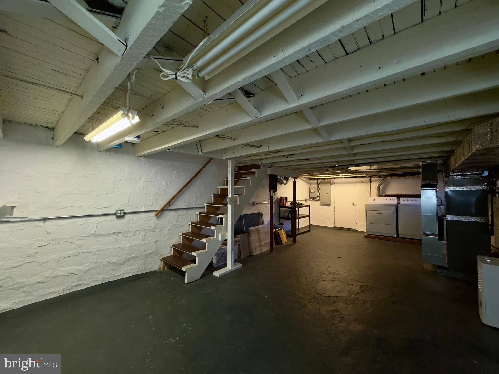 LOCUST POINT - Residential Lease