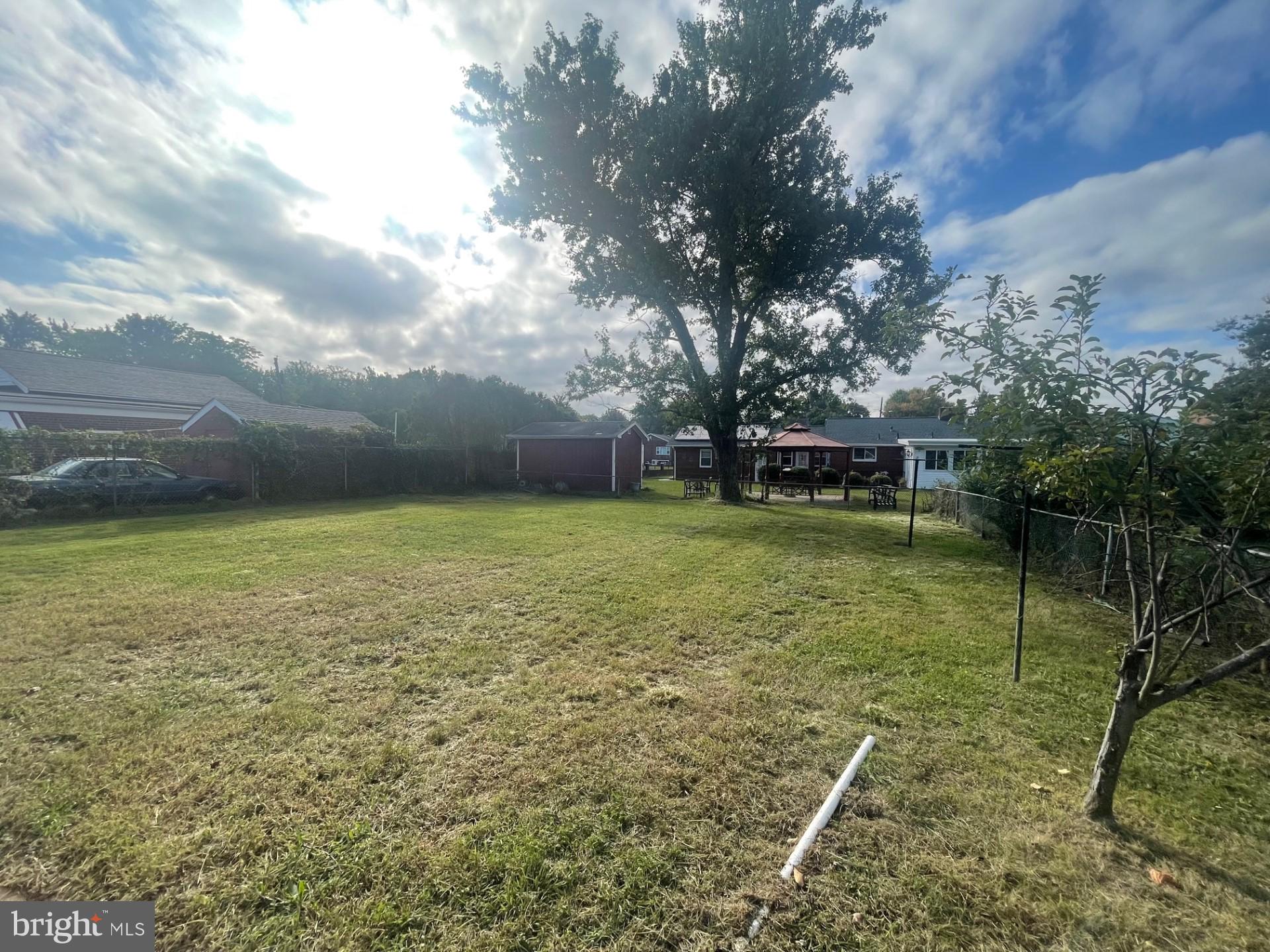 FLEISCHMAN VILLAGE - Residential