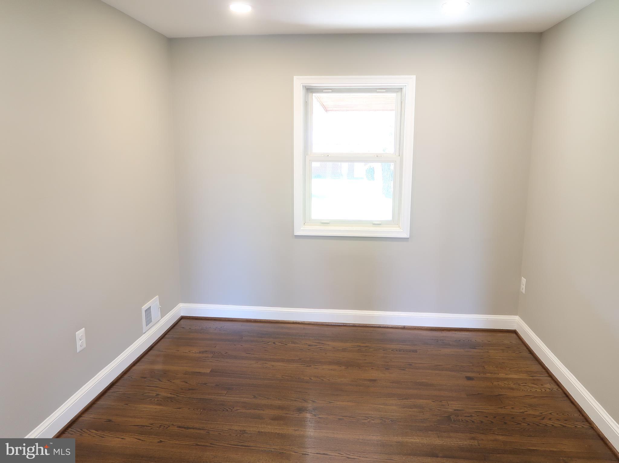 FLEISCHMAN VILLAGE - Residential