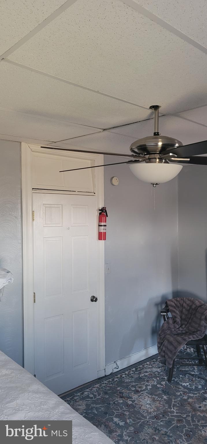 JOHNSTON SQUARE - Residential Lease