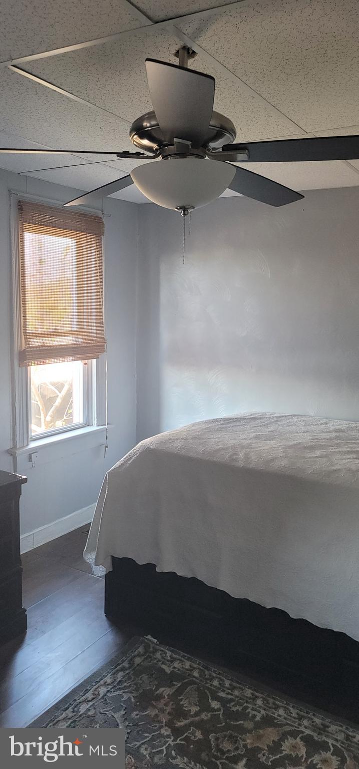 JOHNSTON SQUARE - Residential Lease