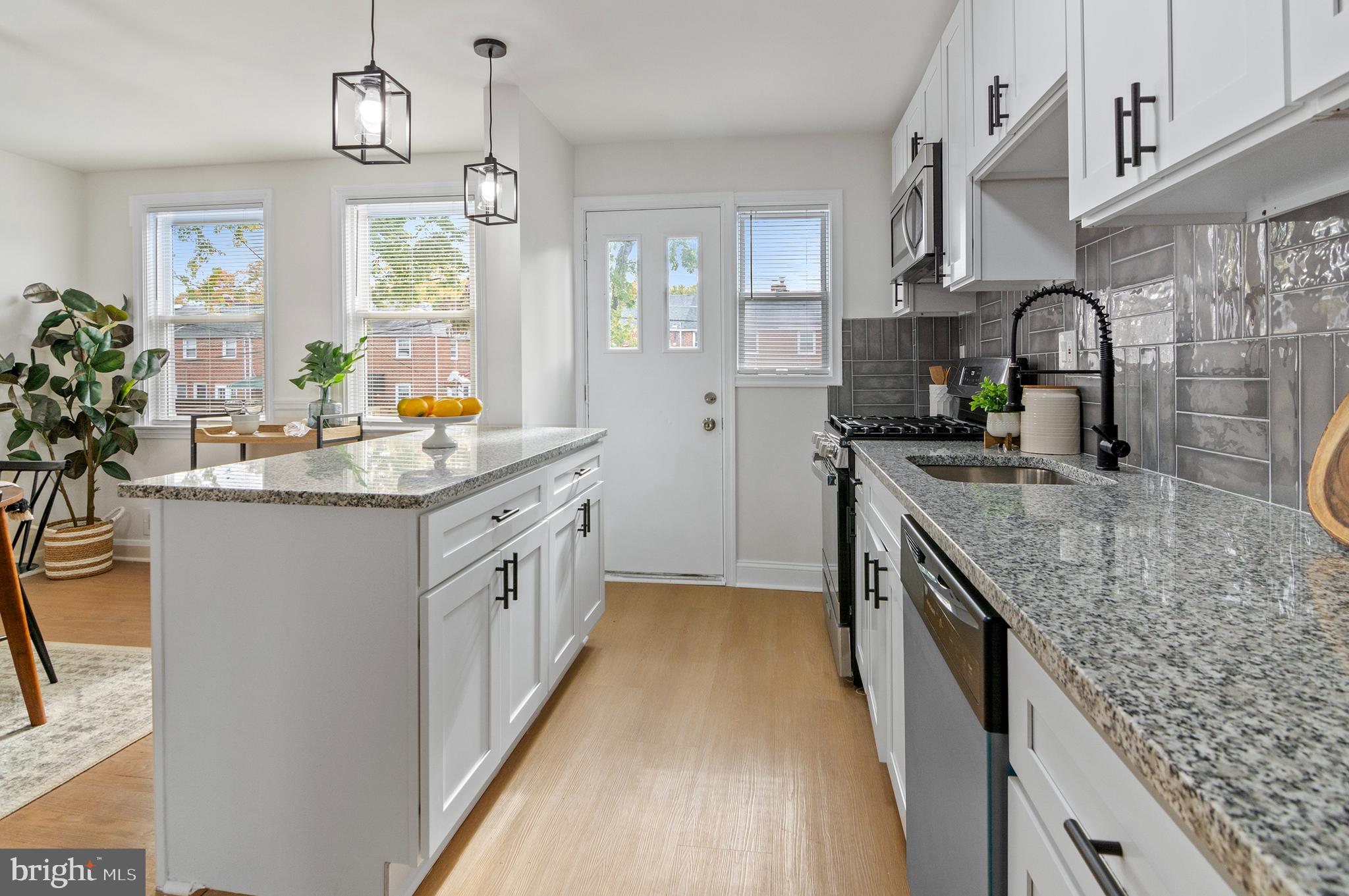 KNETTISHALL - Residential