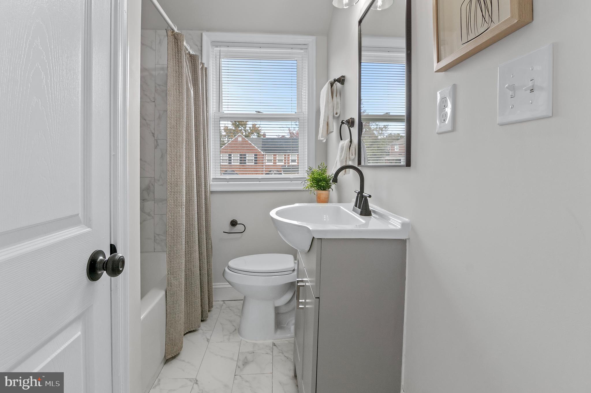 KNETTISHALL - Residential