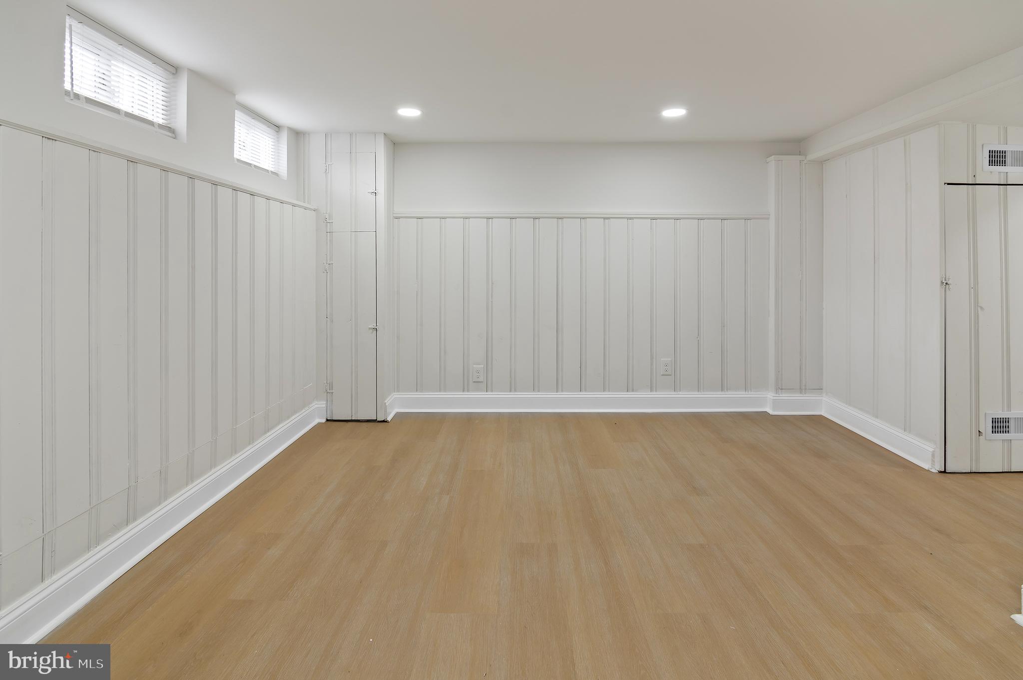 KNETTISHALL - Residential