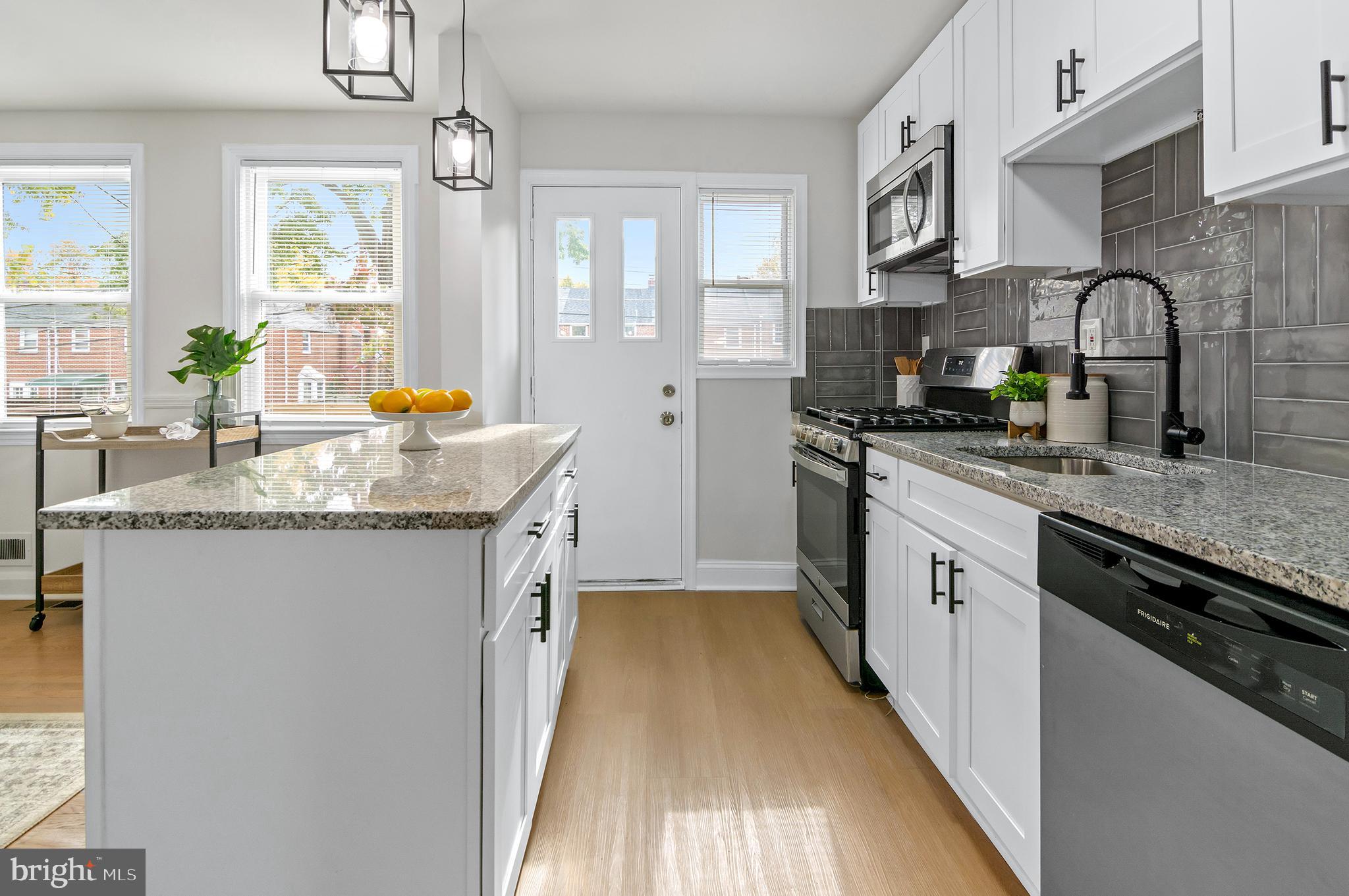 KNETTISHALL - Residential