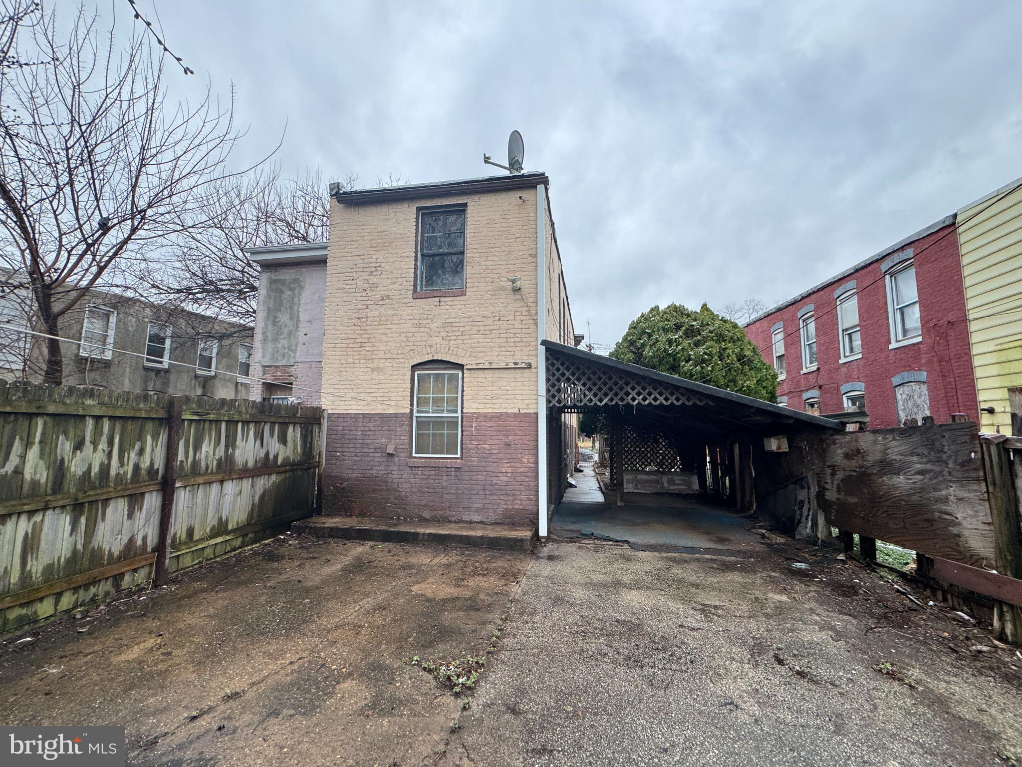 WESTPORT - Residential