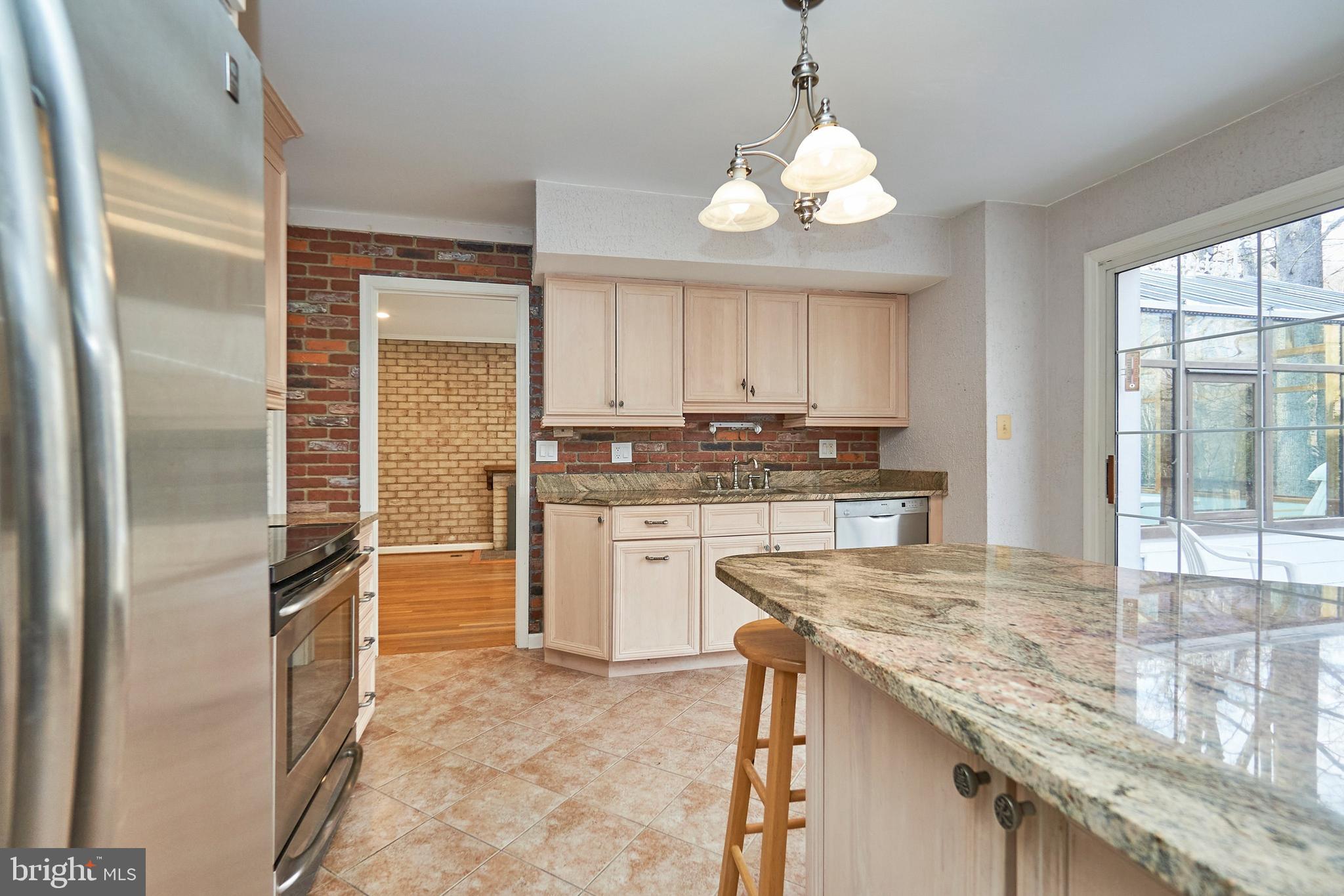 RESTON - Residential Lease