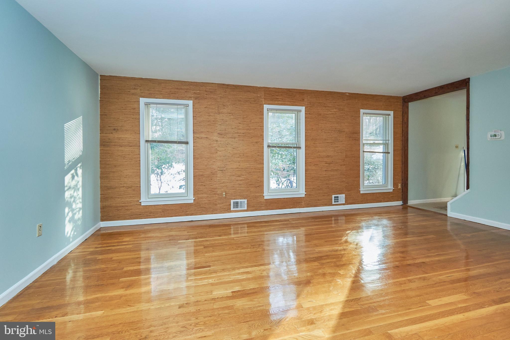 RESTON - Residential Lease