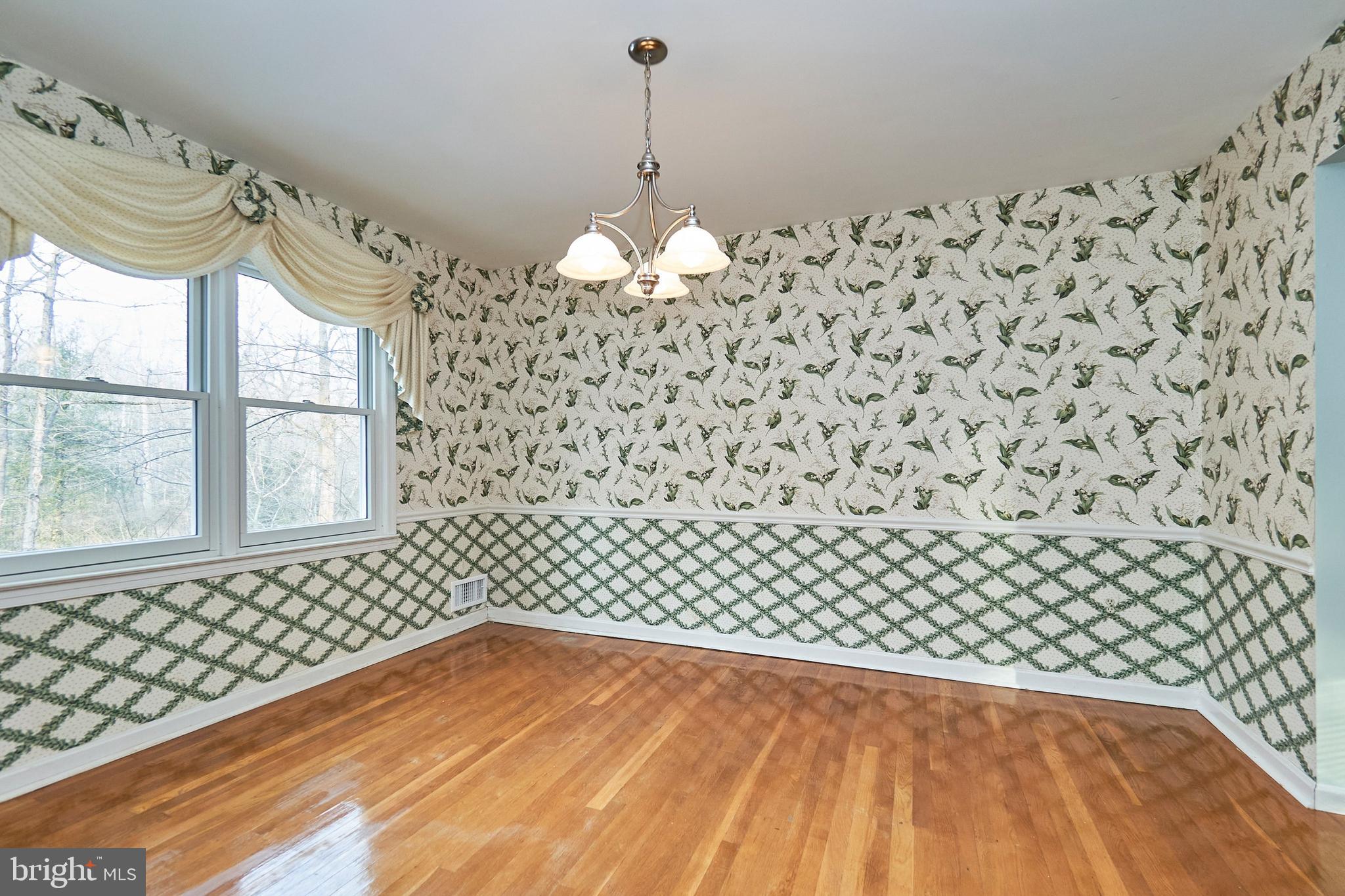 RESTON - Residential Lease