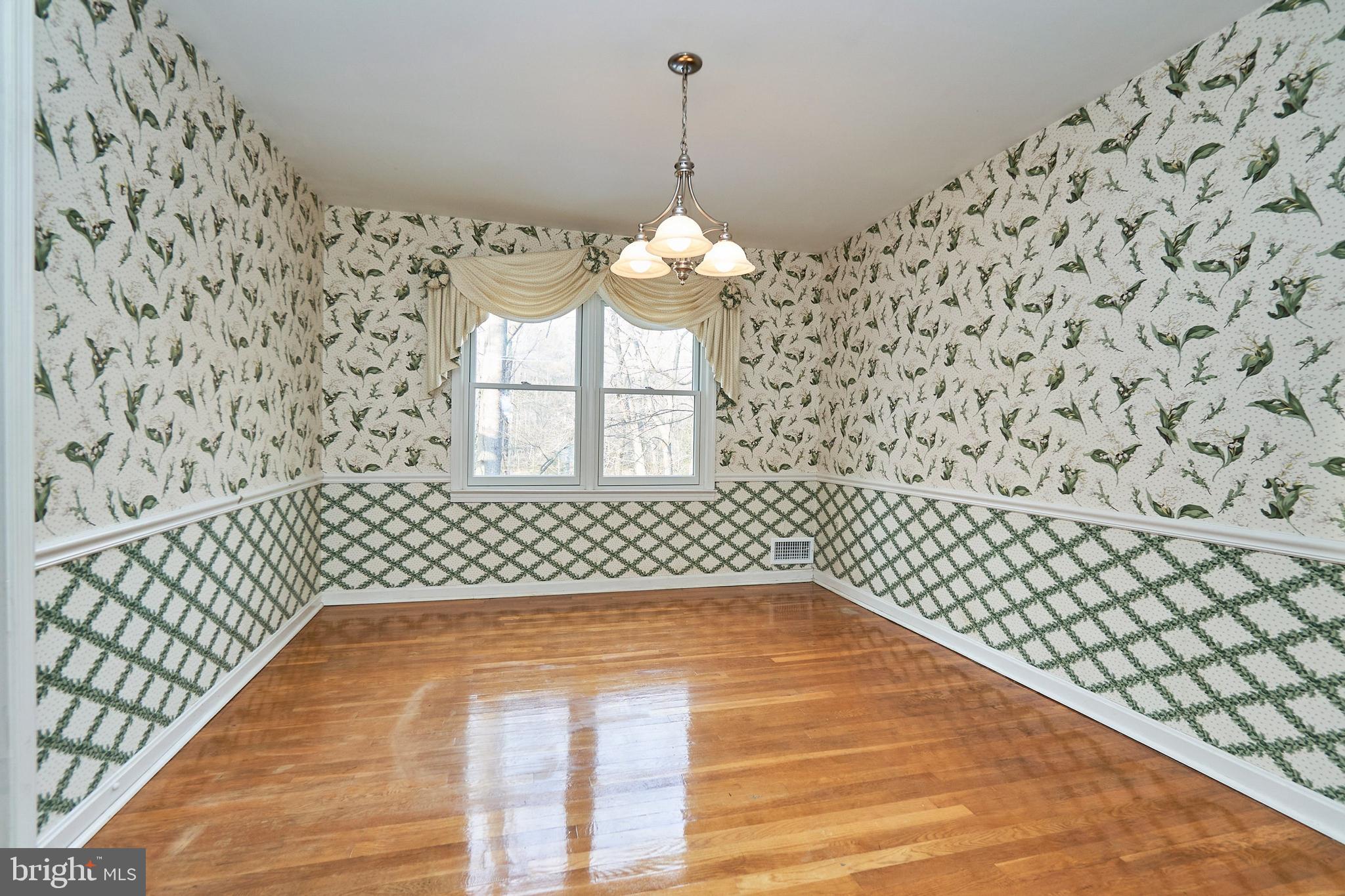 RESTON - Residential Lease