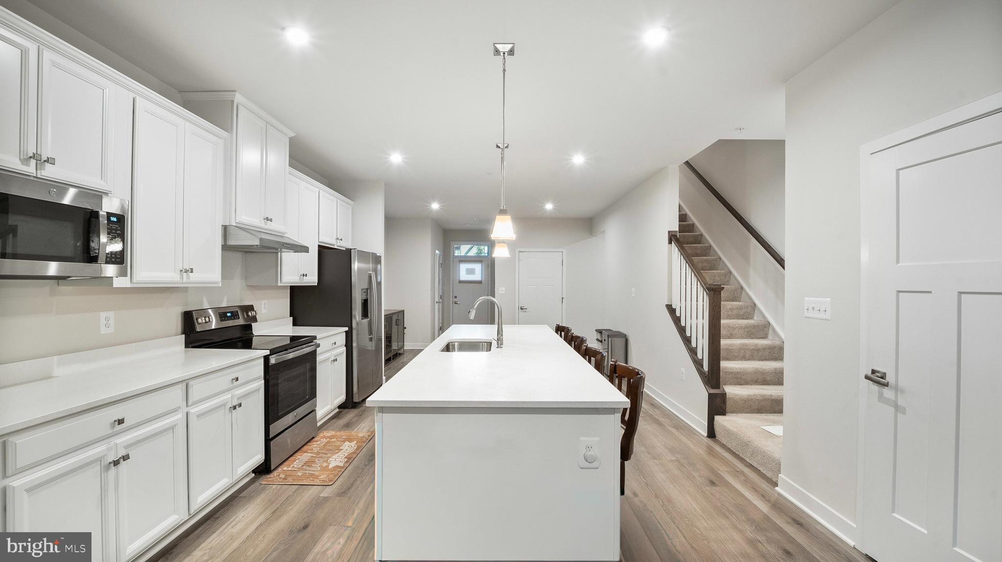 TANYARD SHORES - Residential