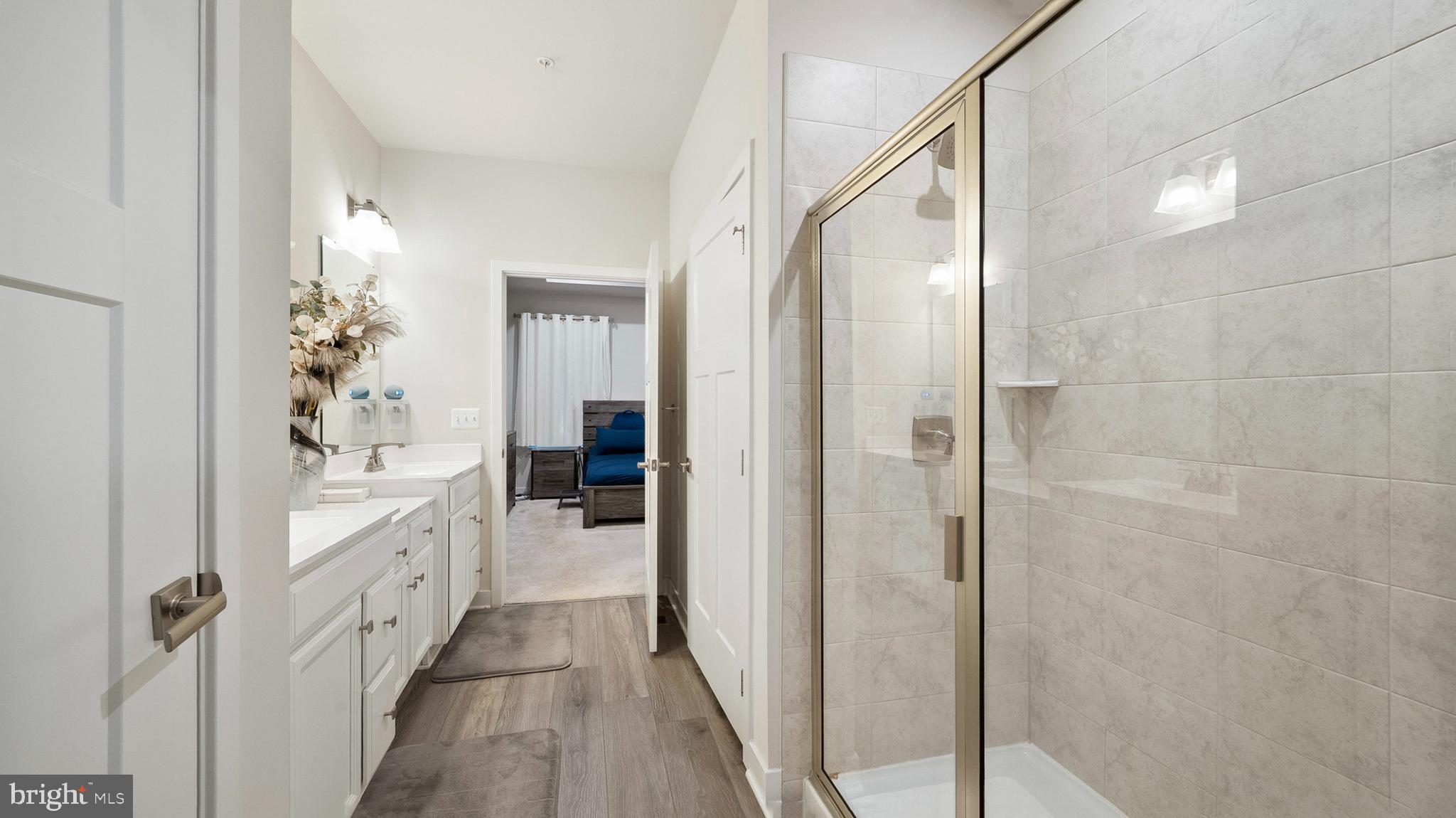 TANYARD SHORES - Residential