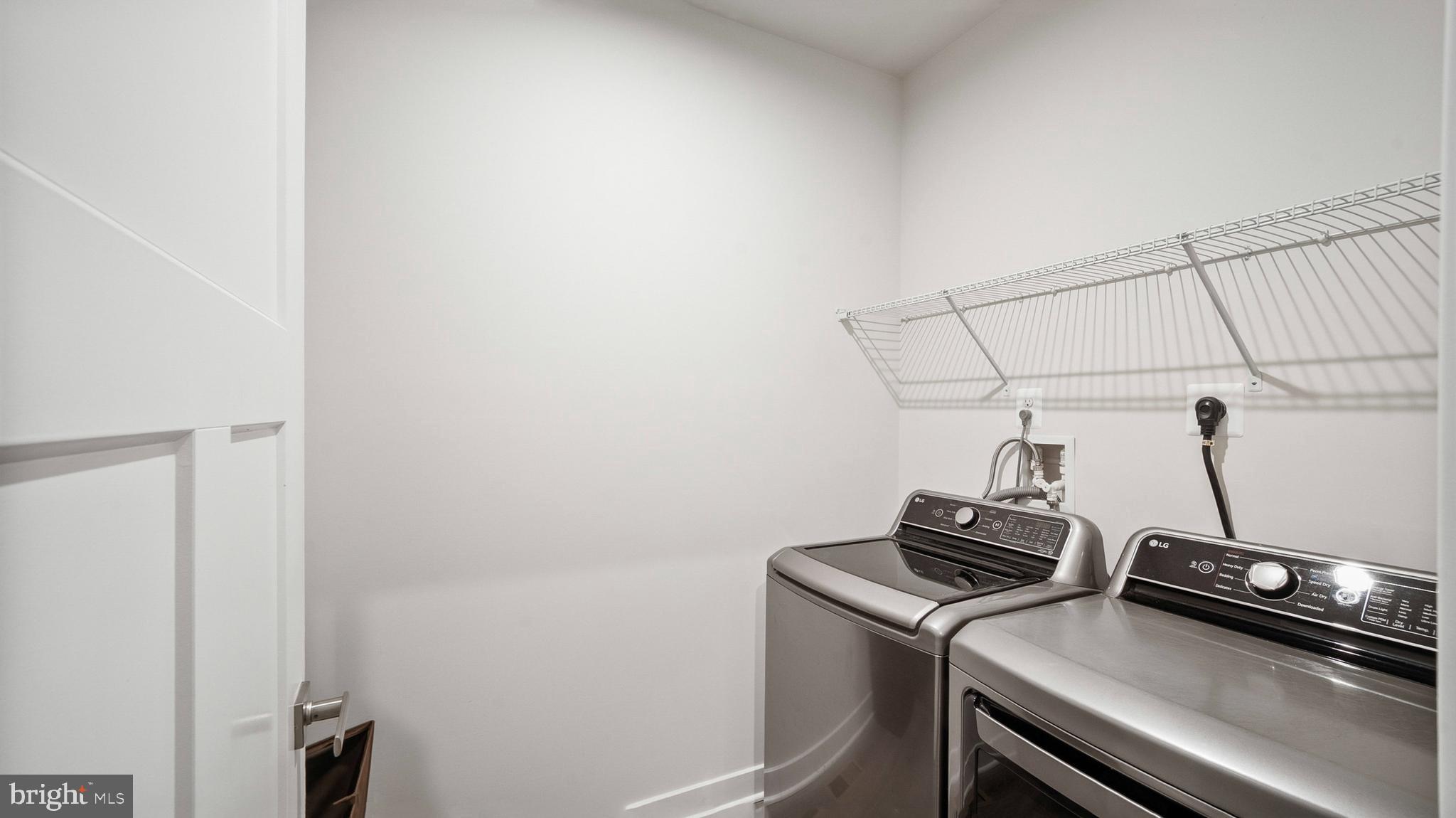 TANYARD SHORES - Residential