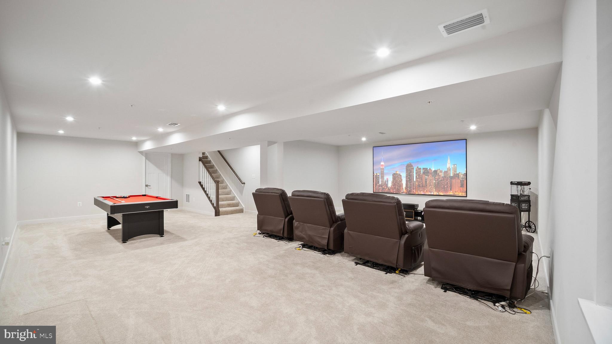 TANYARD SHORES - Residential