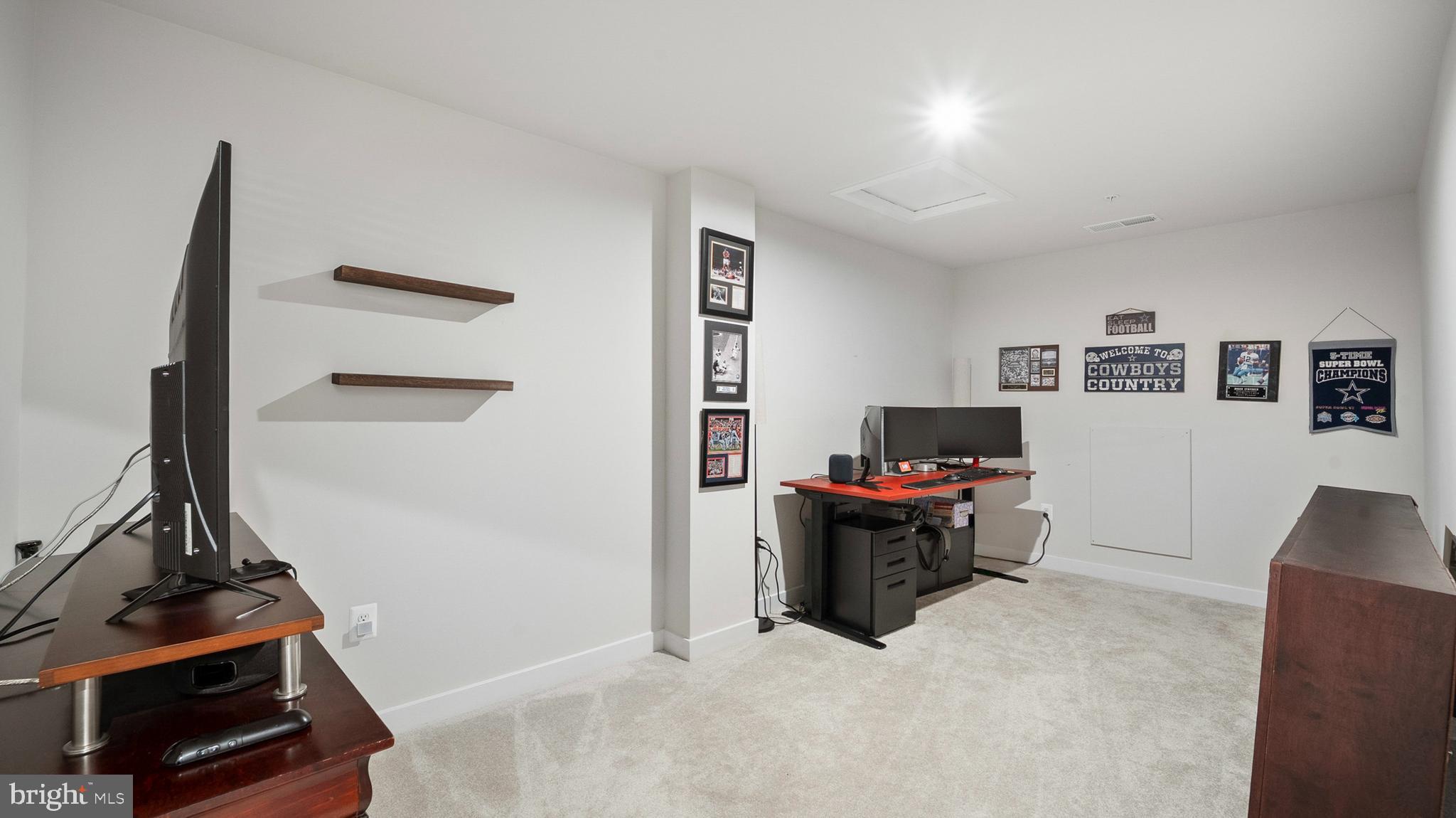 TANYARD SHORES - Residential