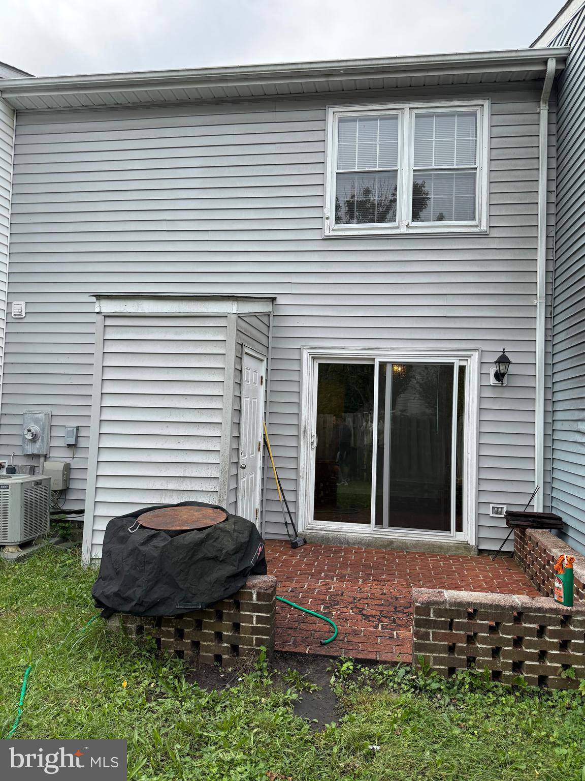 POHICK SQUARE - Residential Lease