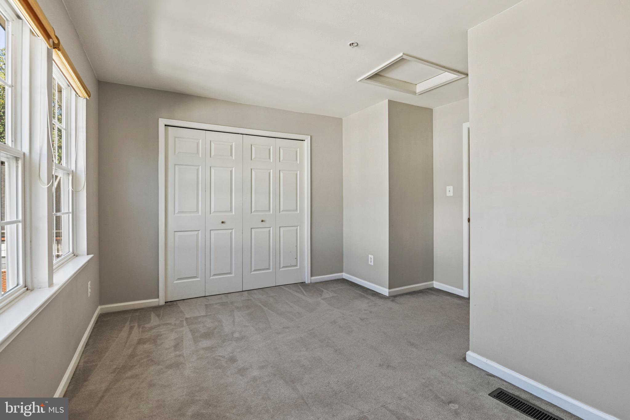 METRO PLACE AT DUNN LORING - Residential Lease