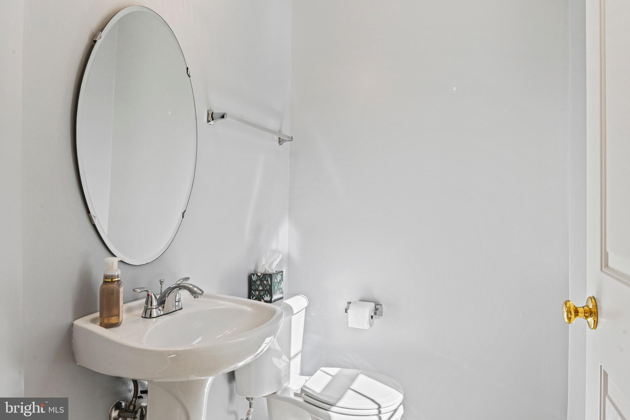 METRO PLACE AT DUNN LORING - Residential Lease