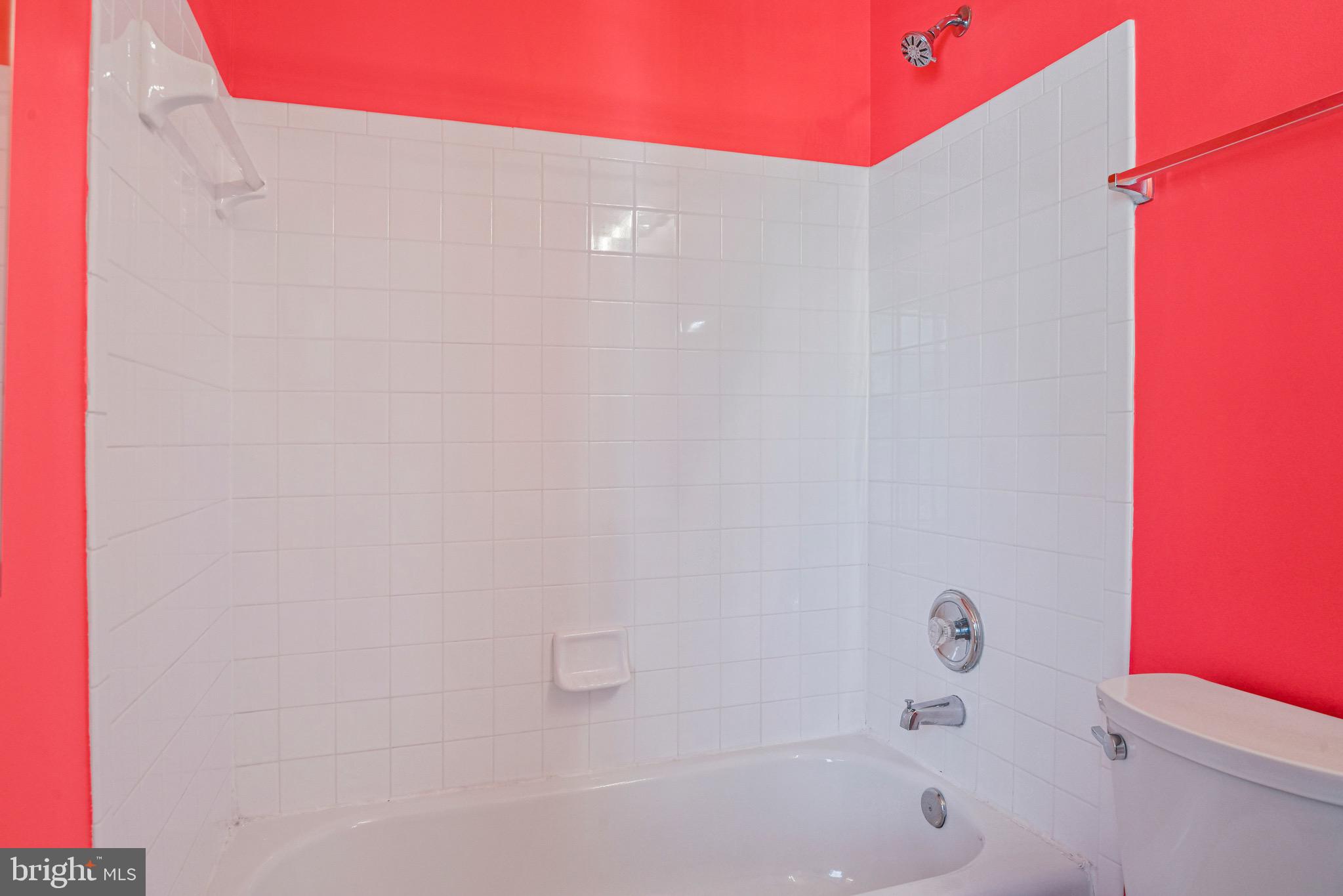 METRO PLACE AT DUNN LORING - Residential Lease