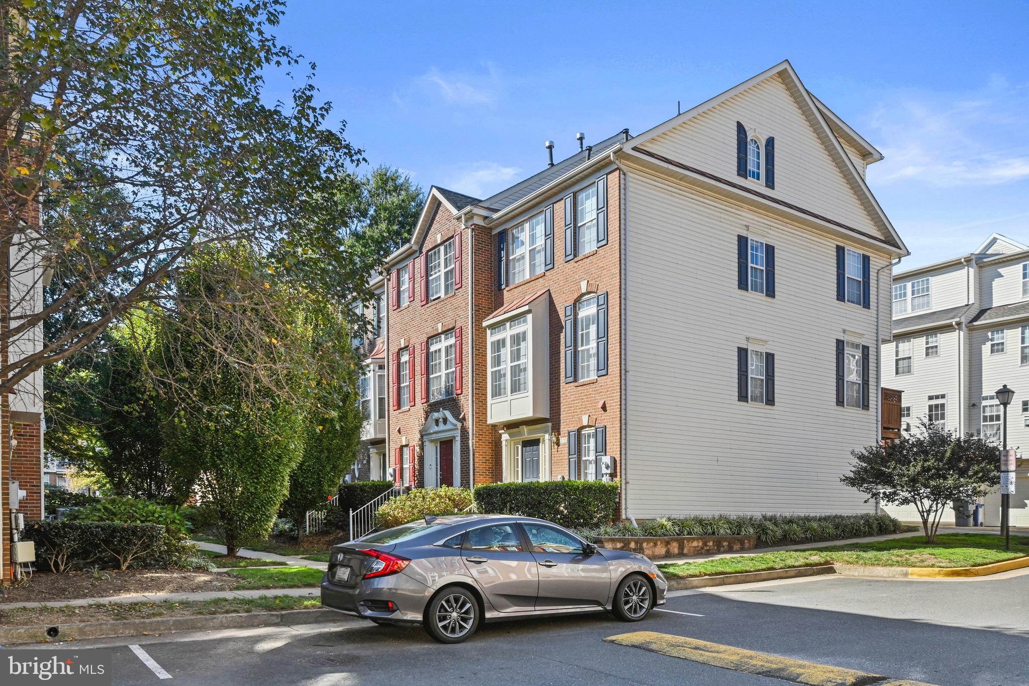 METRO PLACE AT DUNN LORING - Residential Lease