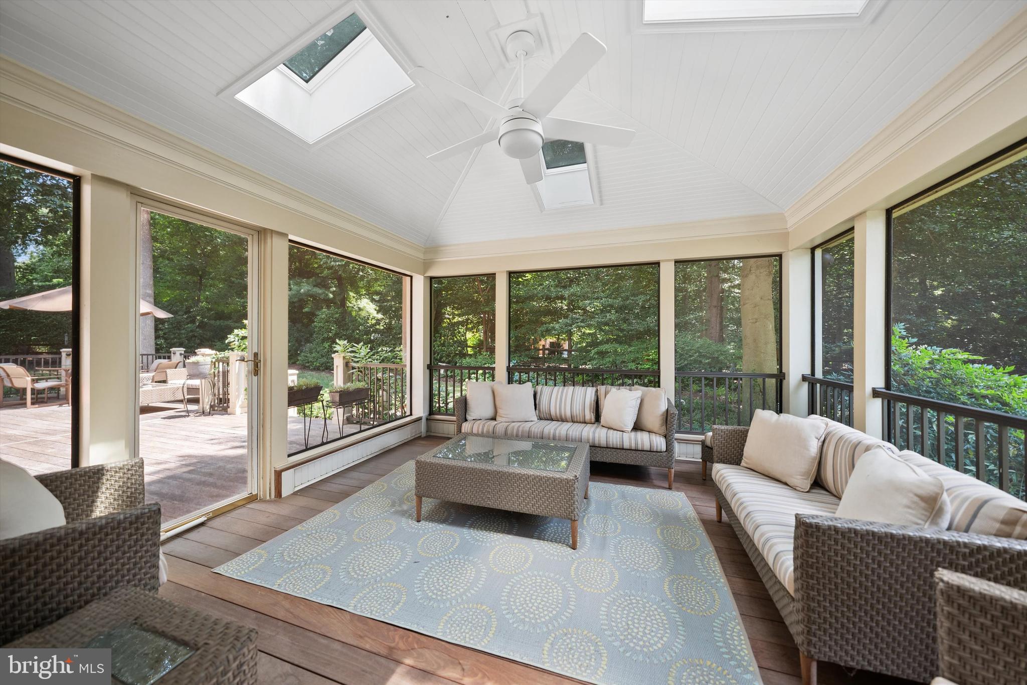 TIMBERLY - Residential