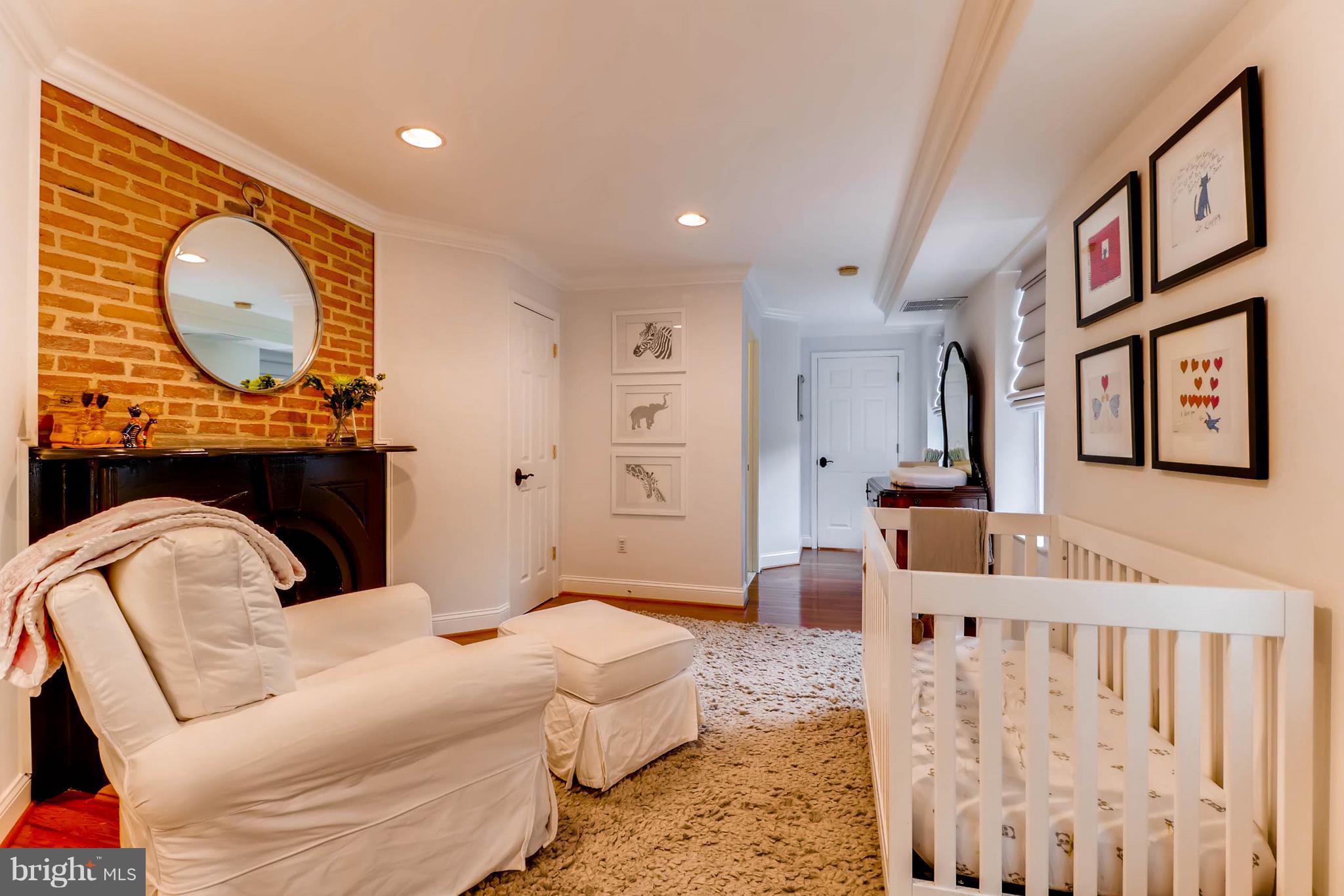 BUTCHER'S HILL - Residential