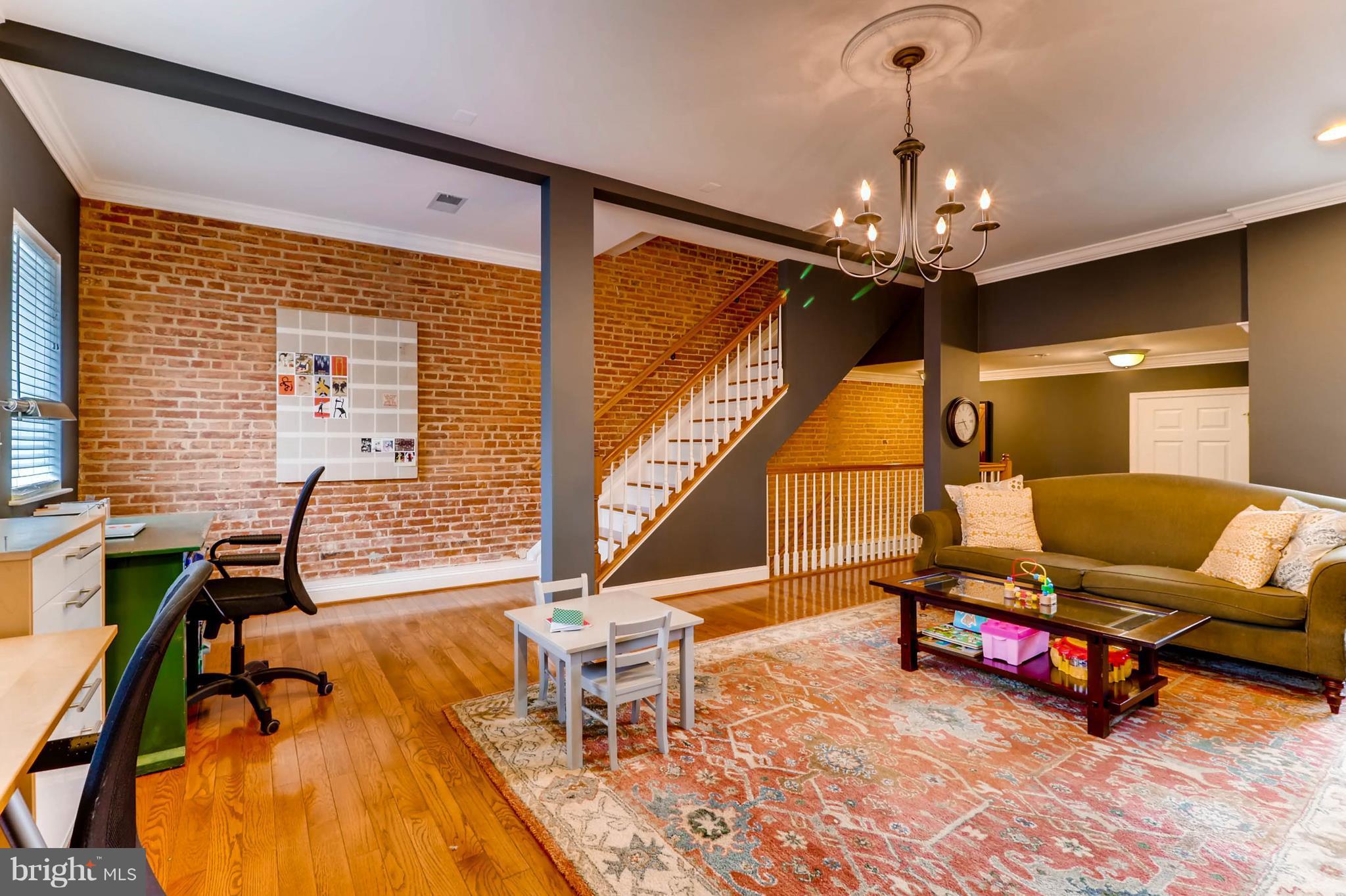 BUTCHER'S HILL - Residential