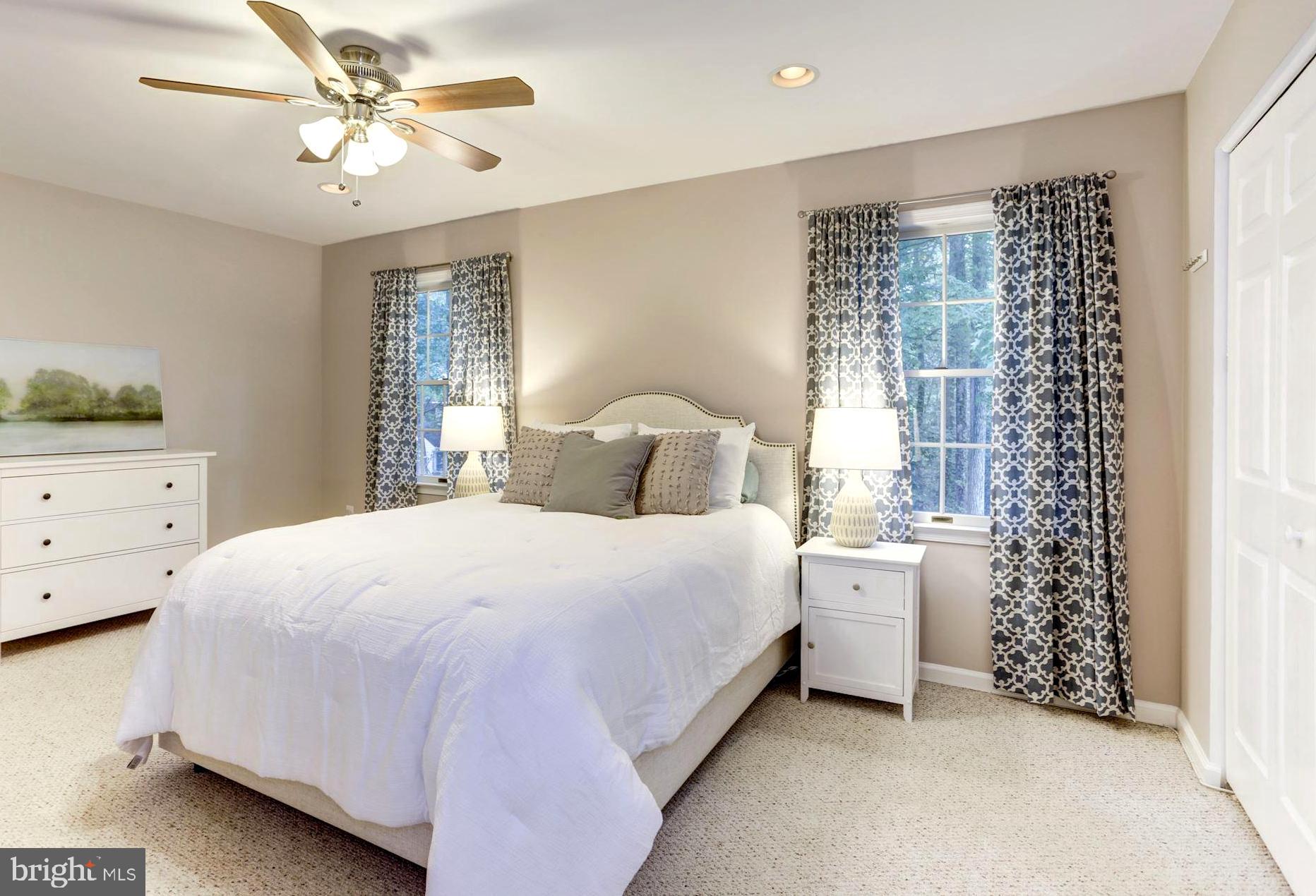 BAY HIGHLANDS - Residential