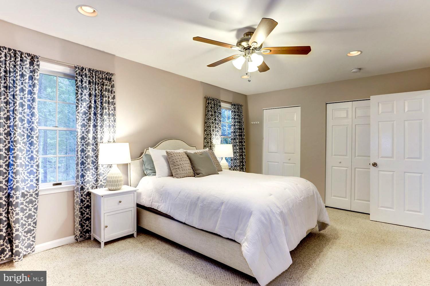 BAY HIGHLANDS - Residential