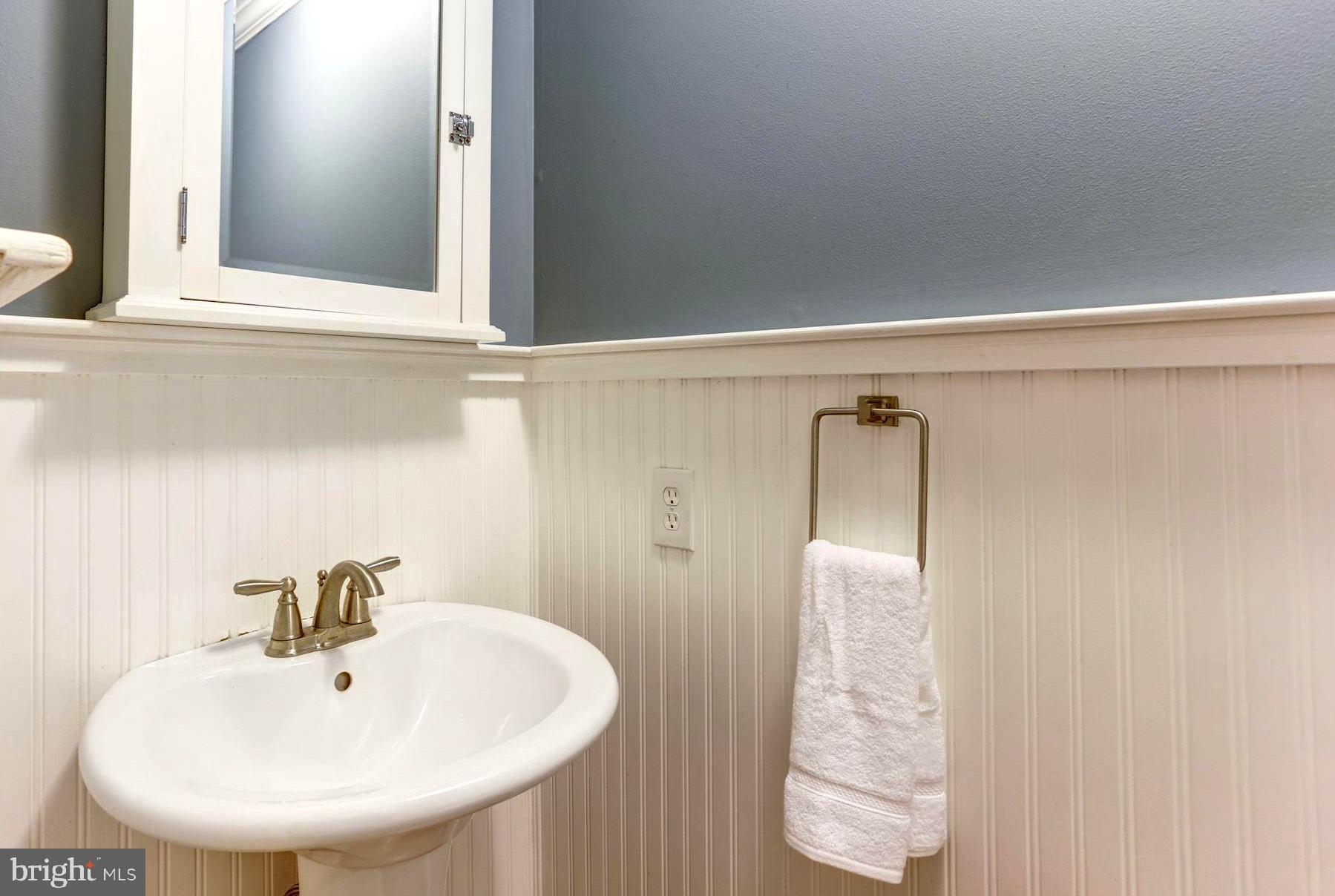 BAY HIGHLANDS - Residential