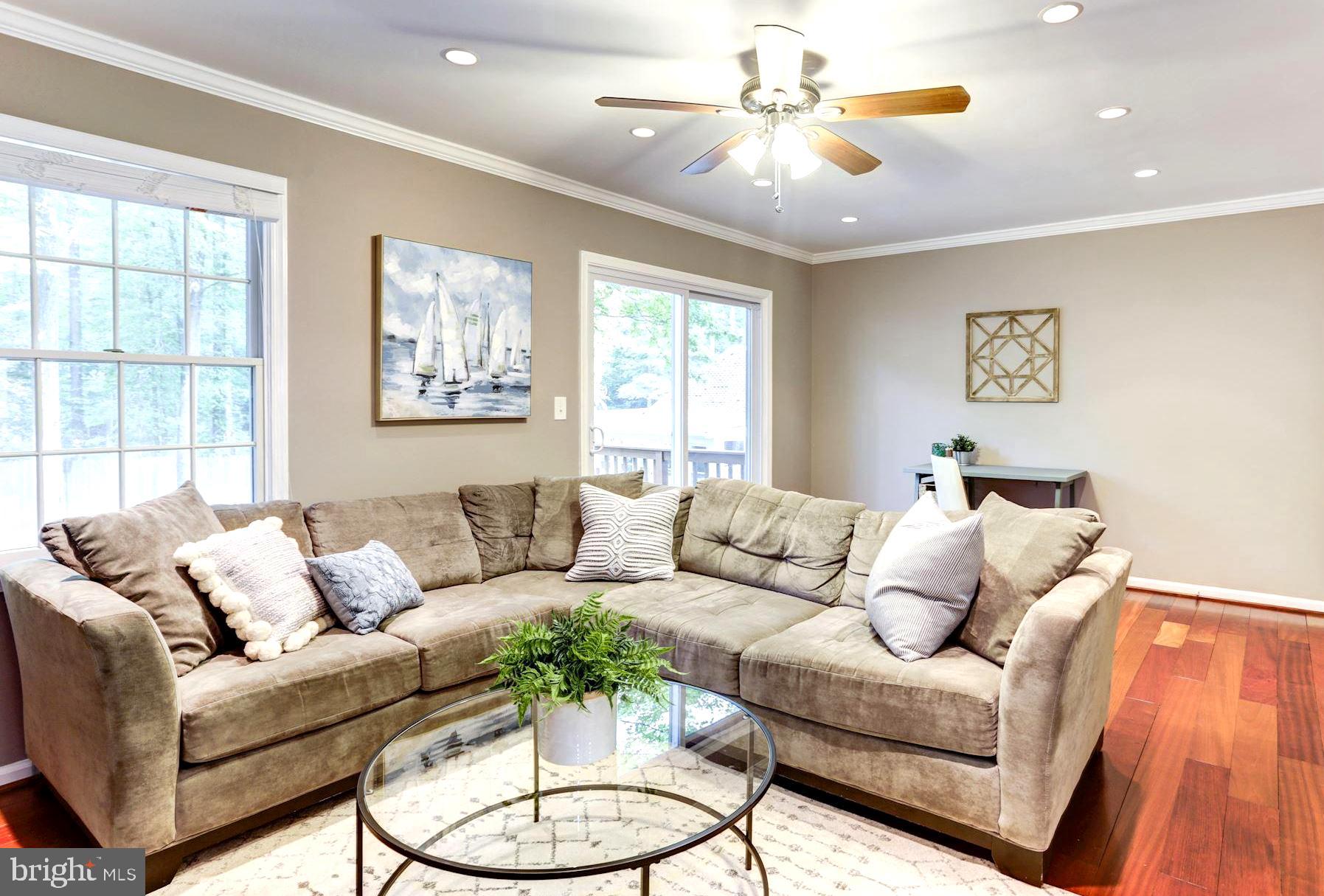 BAY HIGHLANDS - Residential